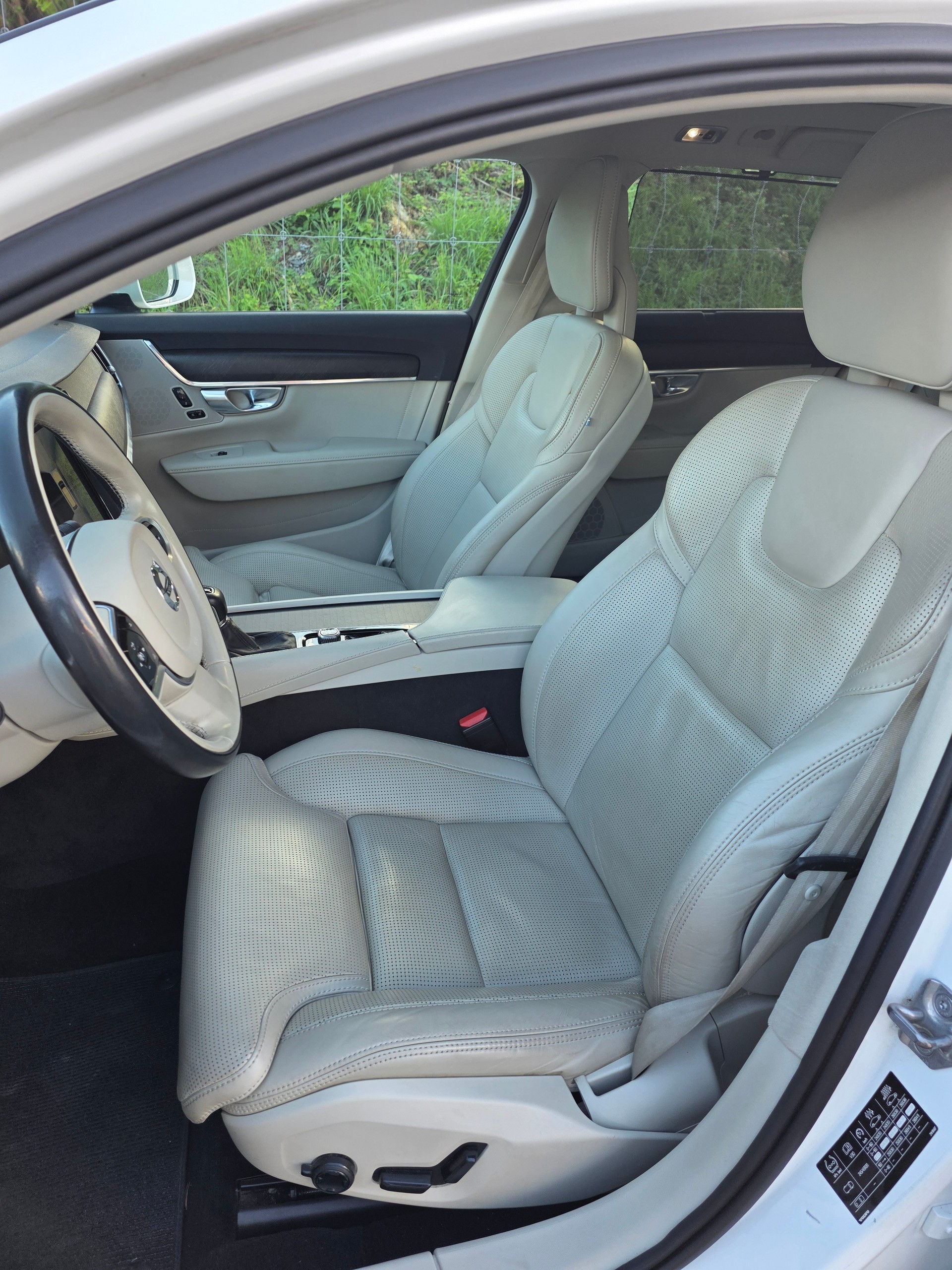 VOLVO Cross Country 2.0 D4 Pro AWD-image-4