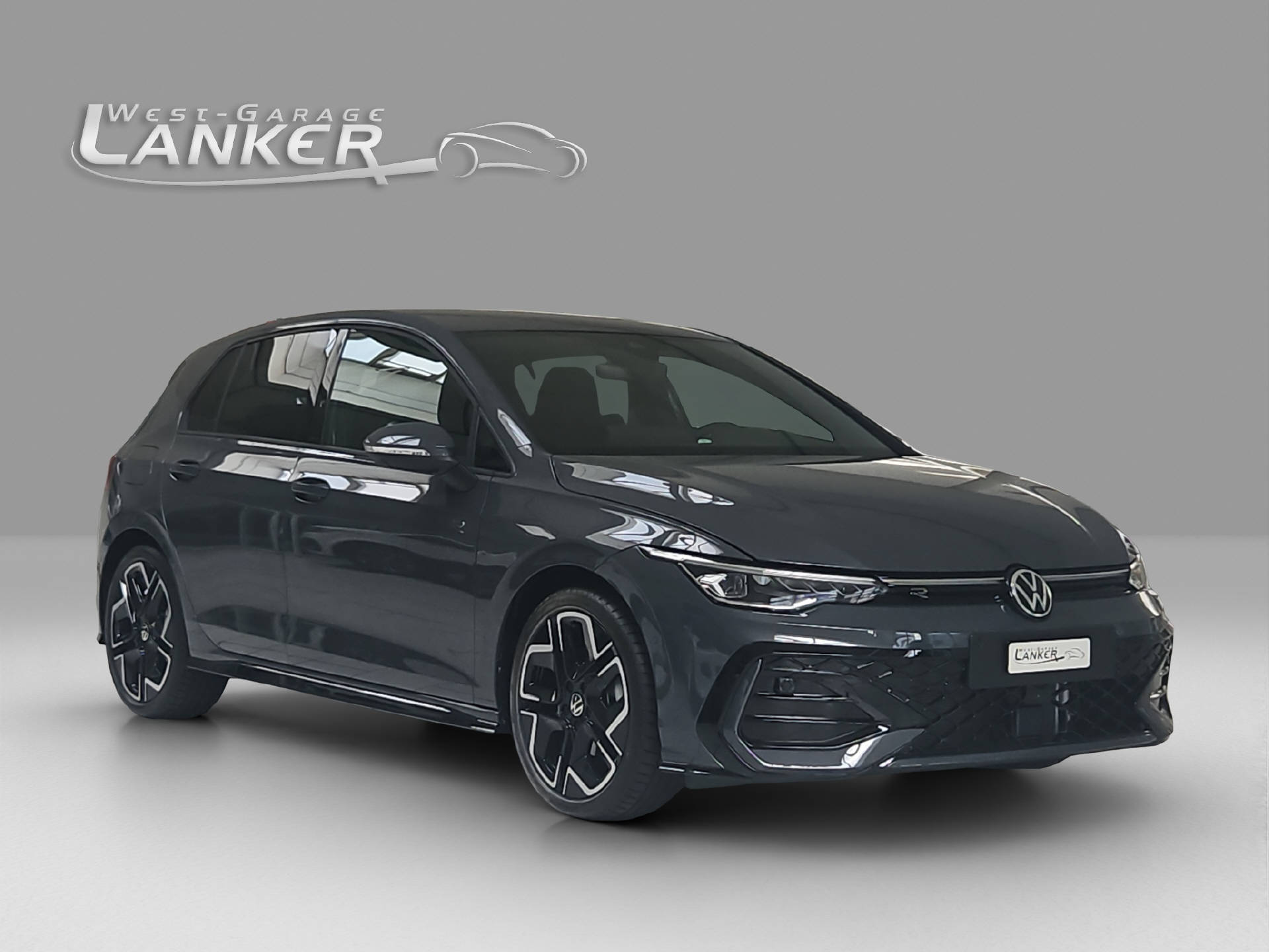 VW Golf VIII 1.5 eTSI R-Line DSG-image-1