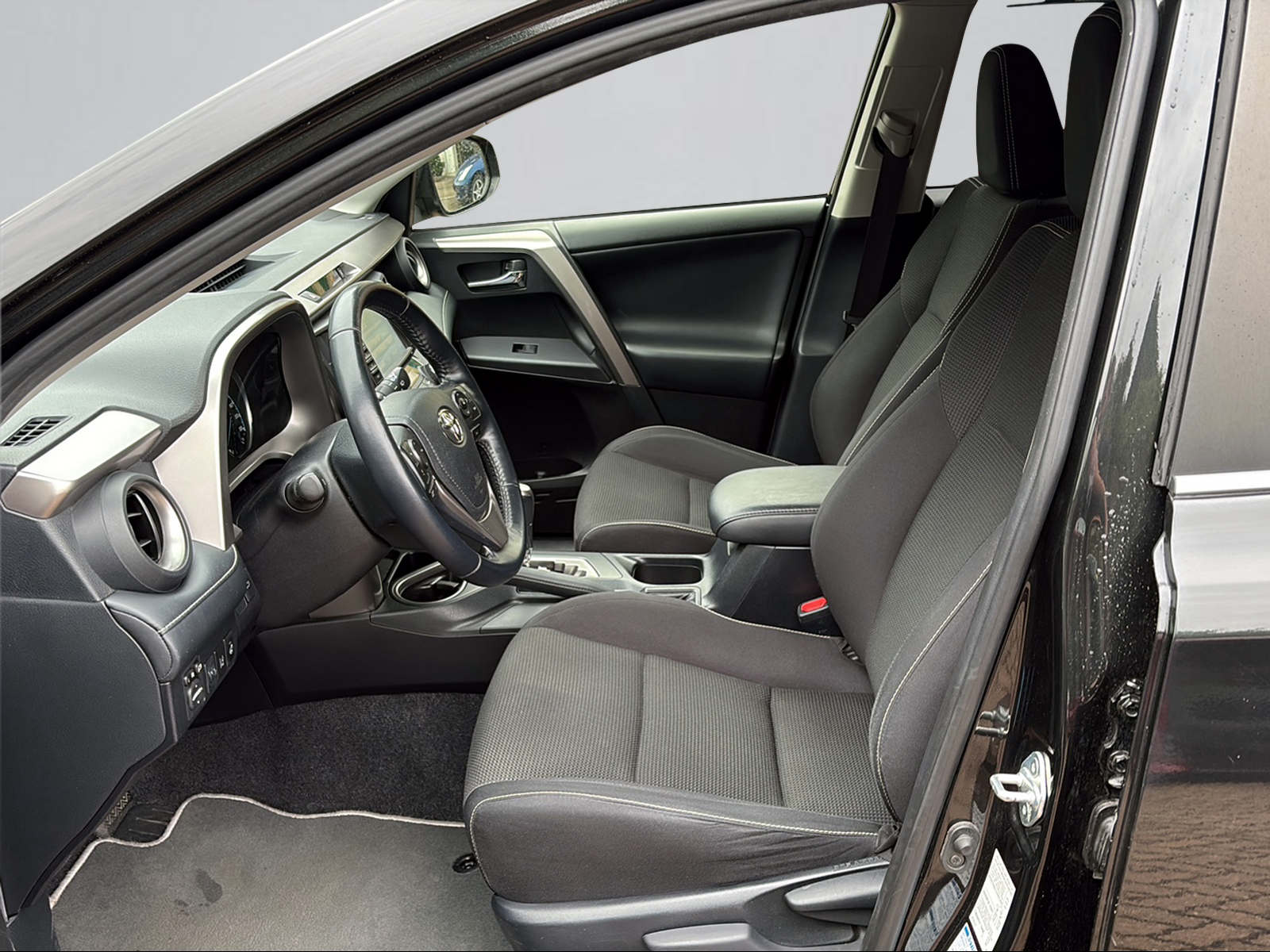 TOYOTA RAV-4 2.5 HSD Trend e-CVT-image-2