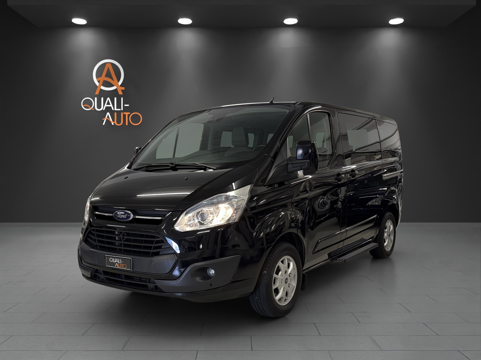 FORD Tourneo Custom 300 L1H1 Titanium-image-2