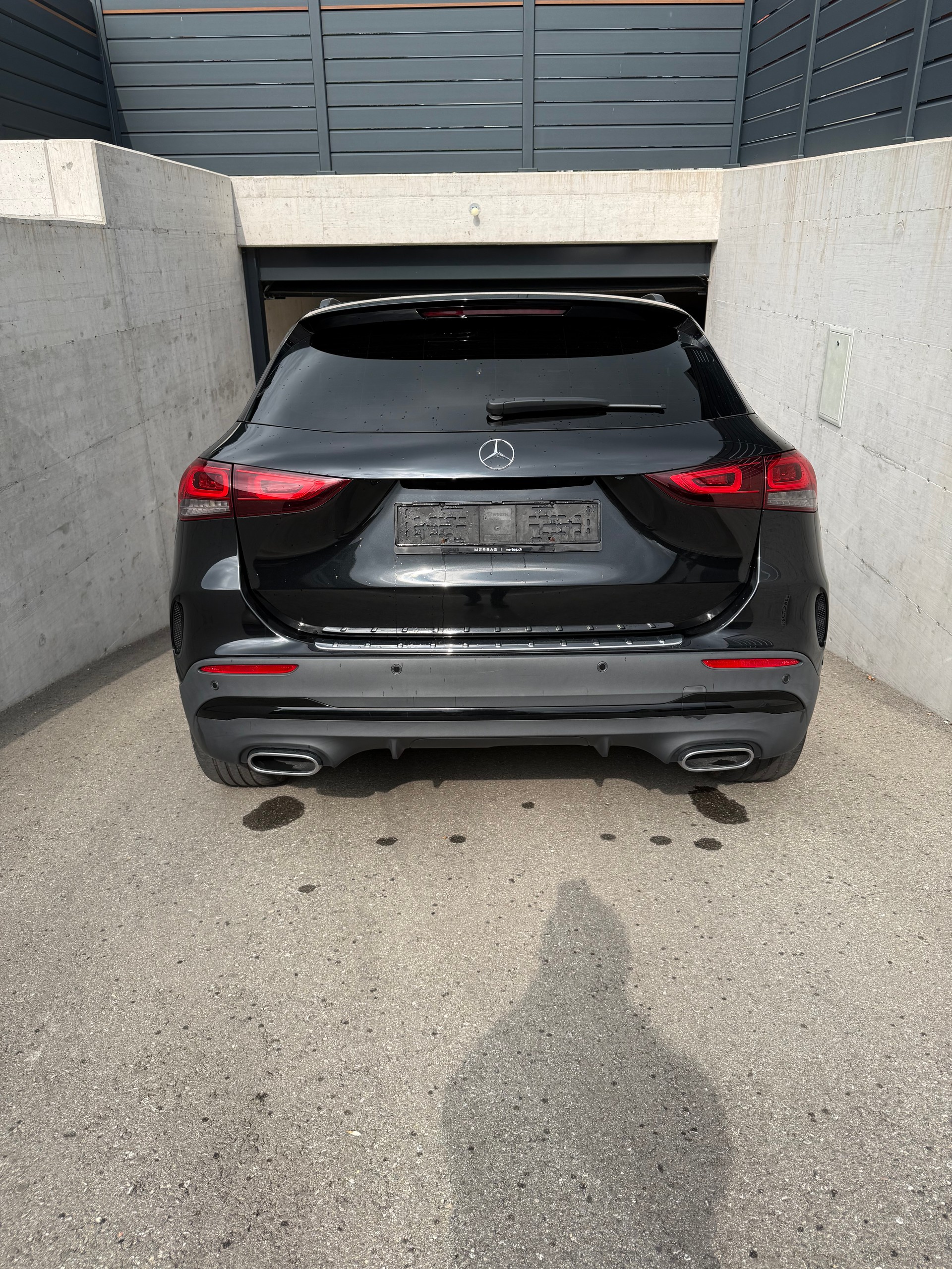 MERCEDES-BENZ GLA 220d 4Matic AMG Line 8G-DCT-image-5