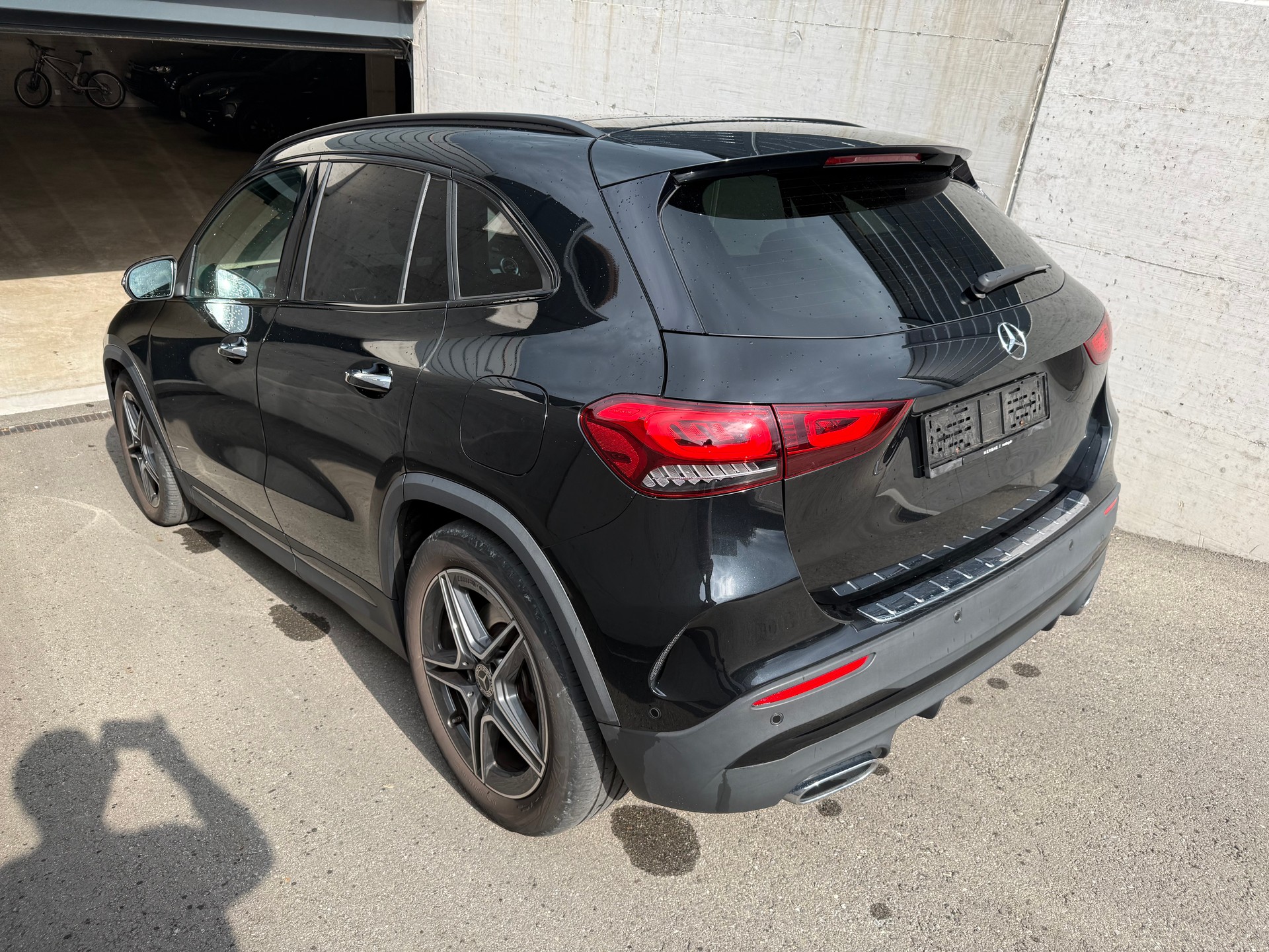 MERCEDES-BENZ GLA 220d 4Matic AMG Line 8G-DCT-image-3