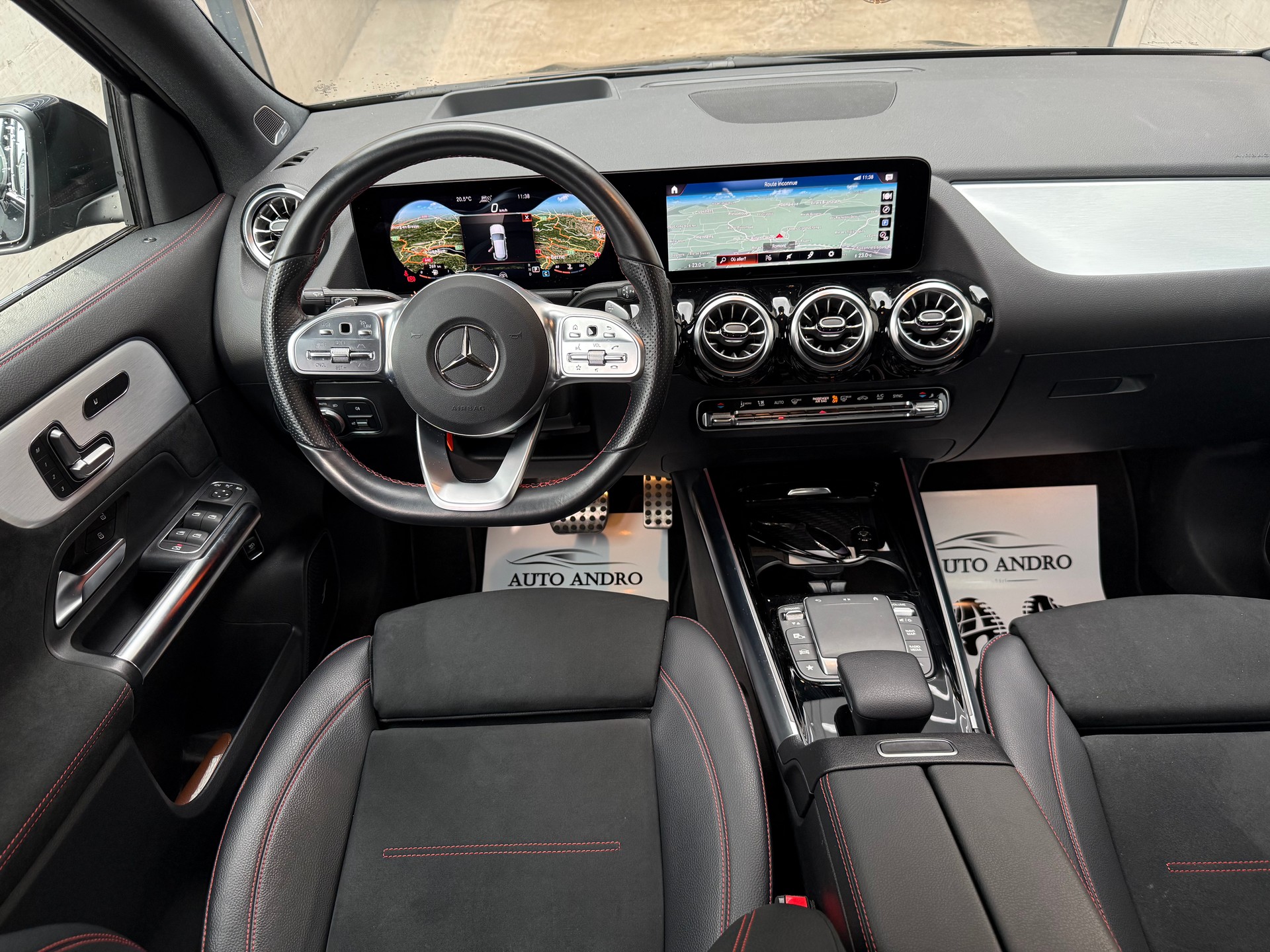 MERCEDES-BENZ GLA 220d 4Matic AMG Line 8G-DCT-image-9