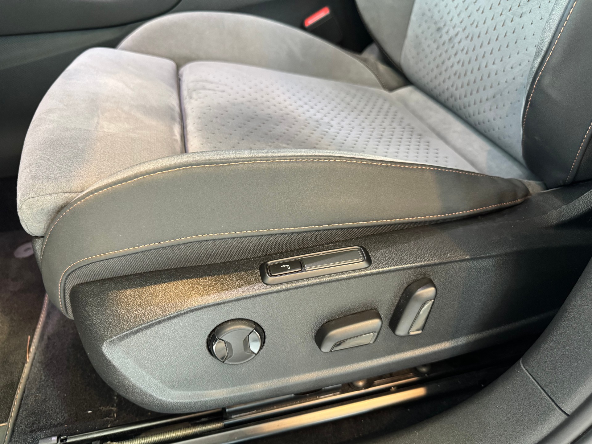 CUPRA Born 58 kWh-image-12