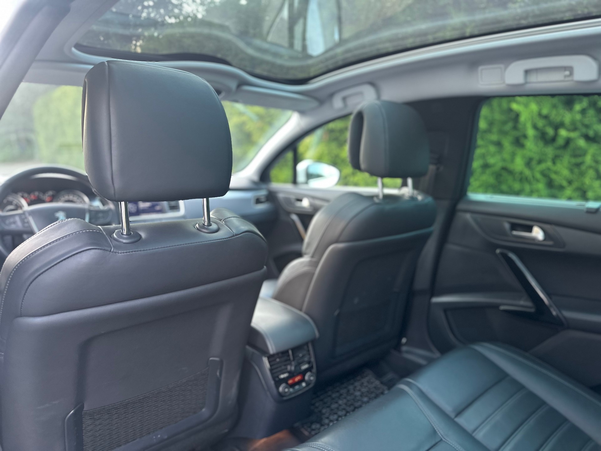 PEUGEOT 508 SW 2.2 HDI GT Automatic-image-7