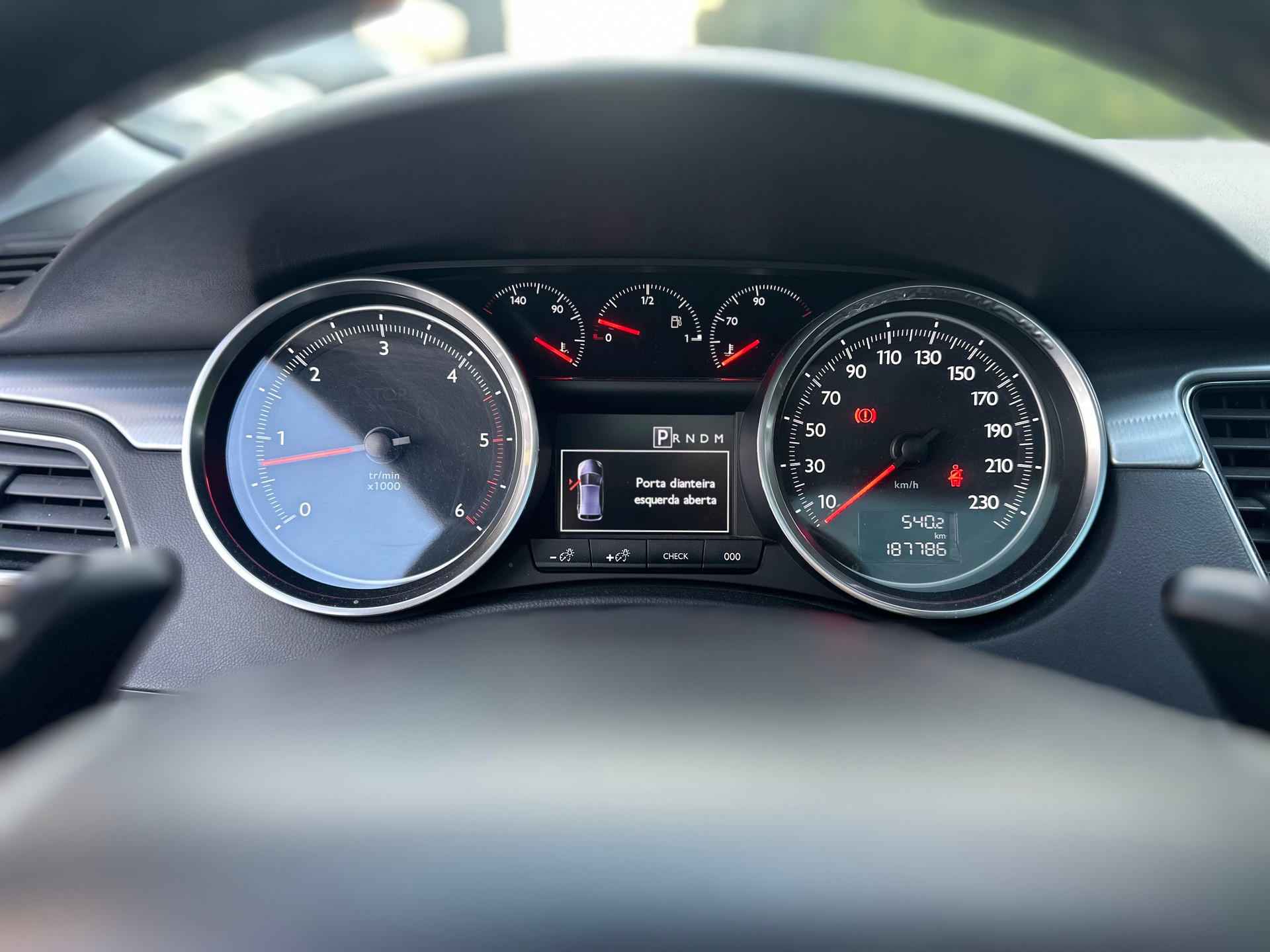 PEUGEOT 508 SW 2.2 HDI GT Automatic-image-11