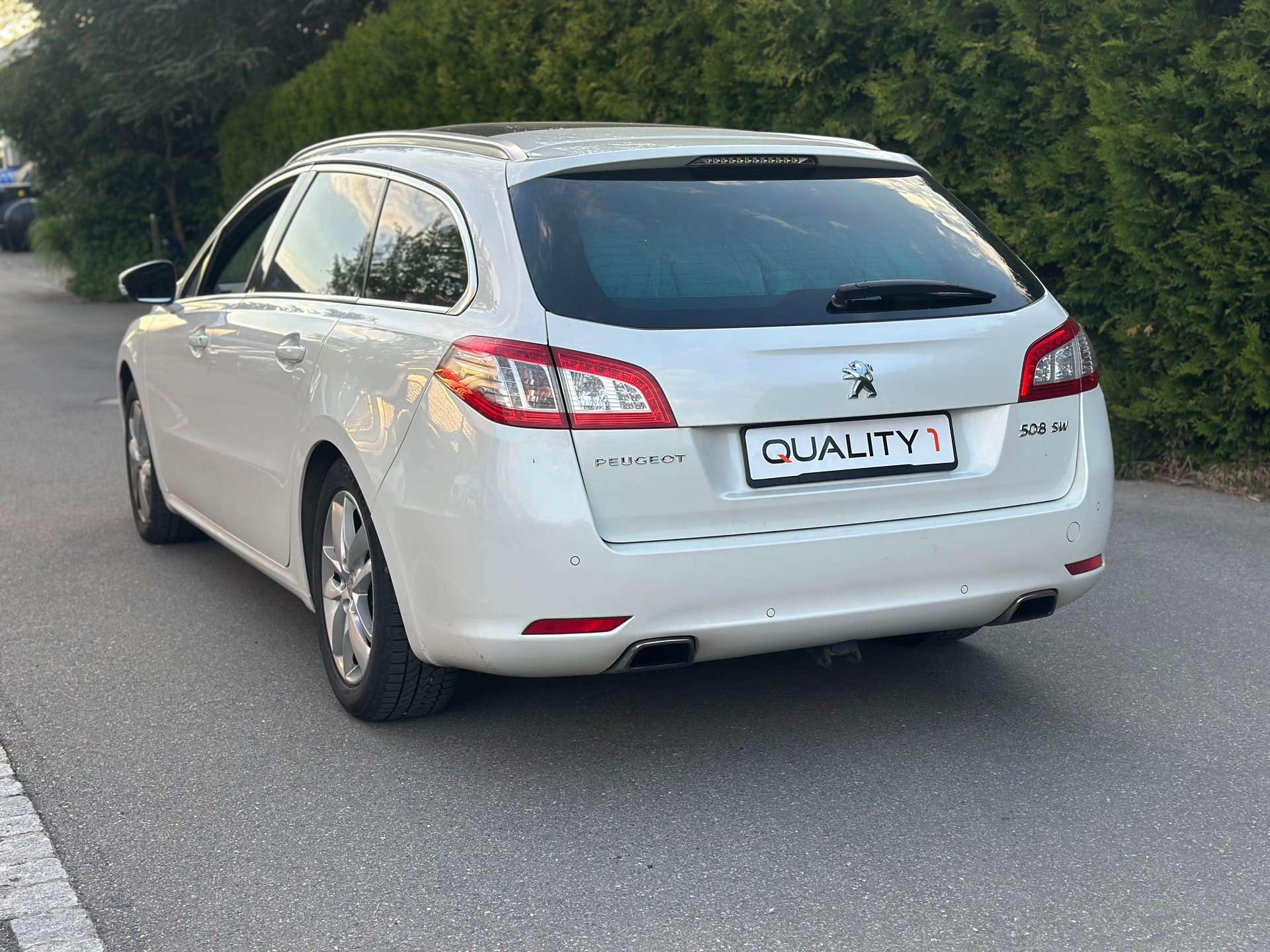 PEUGEOT 508 SW 2.2 HDI GT Automatic-image-4