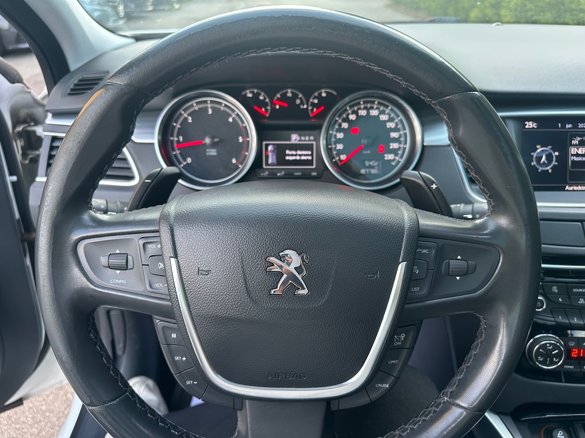 PEUGEOT 508 SW 2.2 HDI GT Automatic-image-12