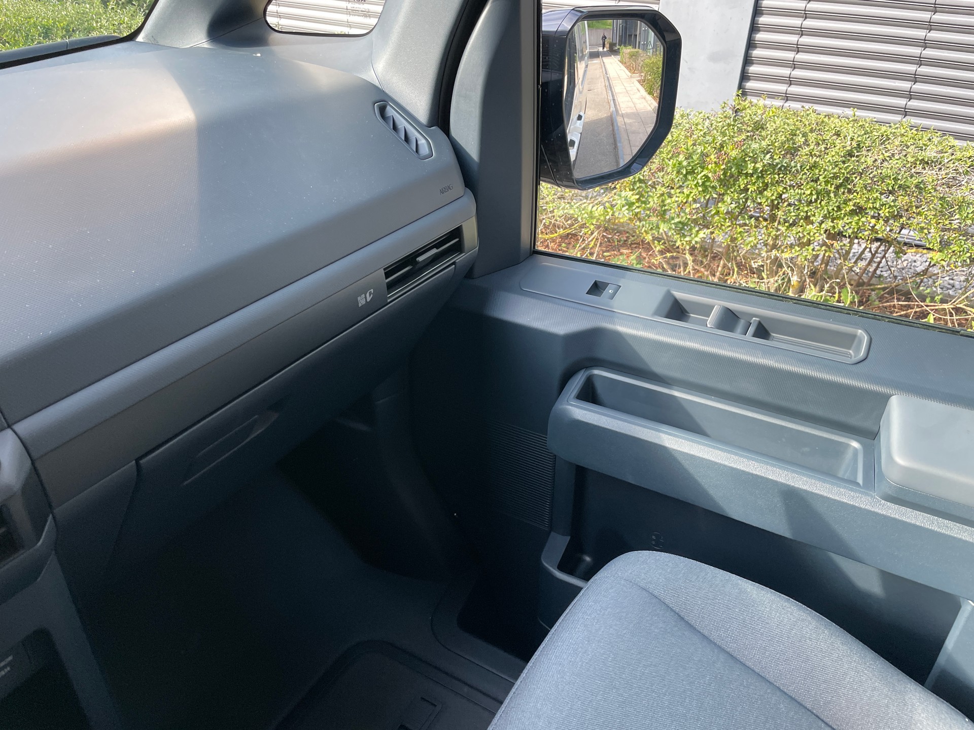 KIA PV5 Cargo 71.2 kWh Elite L2H1, 2-Schiebetüren und Wärmepumpe-image-18