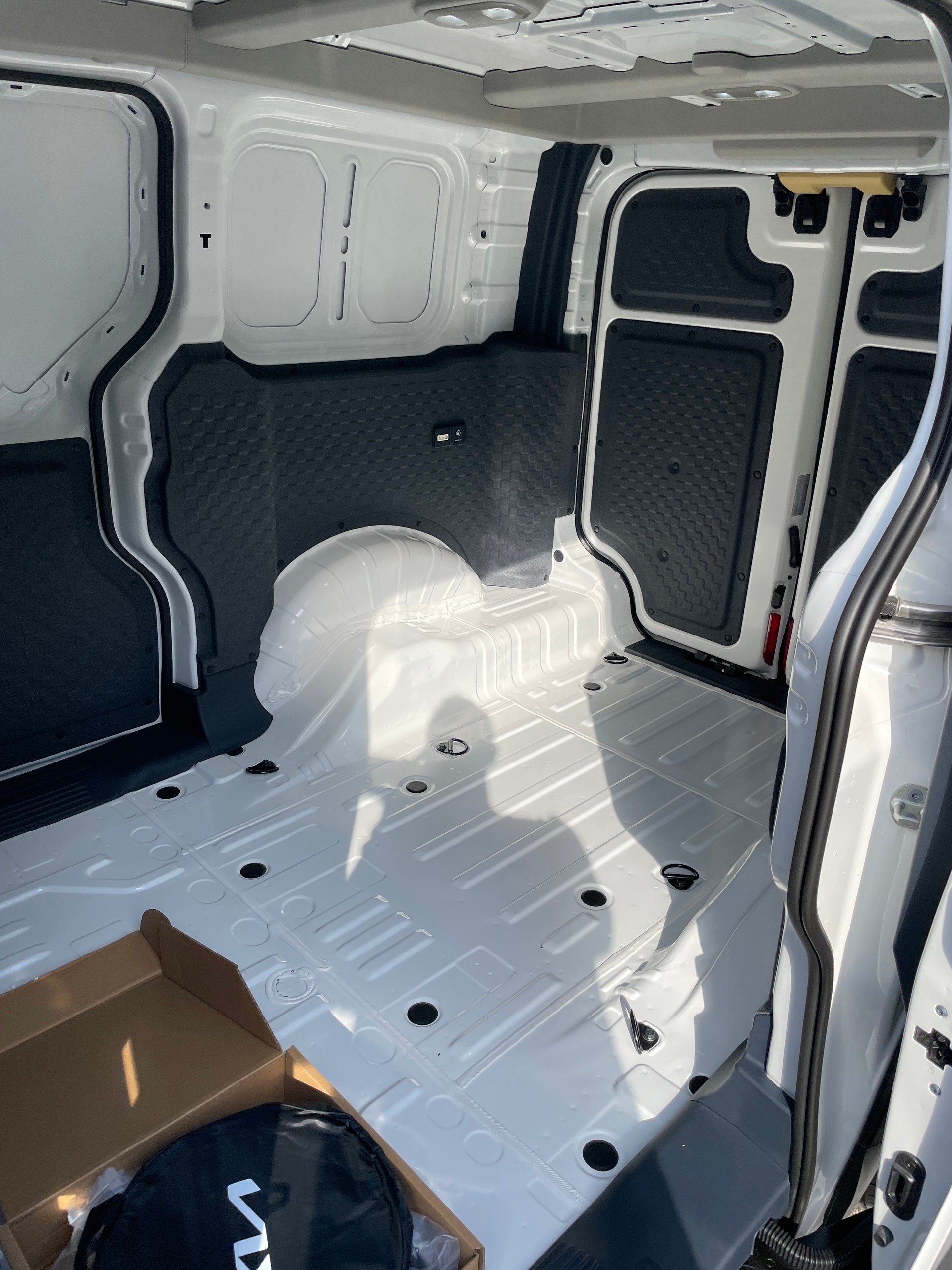 KIA PV5 Cargo 71.2 kWh Elite L2H1, 2-Schiebetüren und Wärmepumpe-image-14