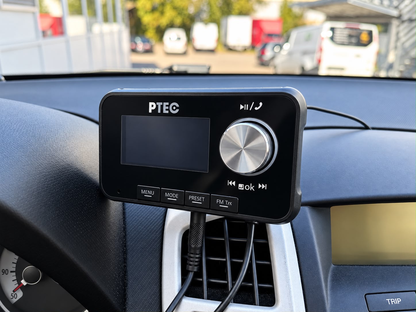 KIA Cee'd Sporty Wagon 2.0 16V Trend-image-13