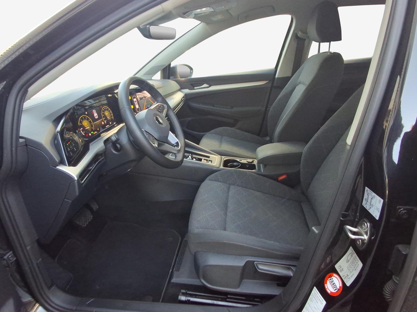 VW Golf 1.5 e TSI ACT Life DSG-image-7