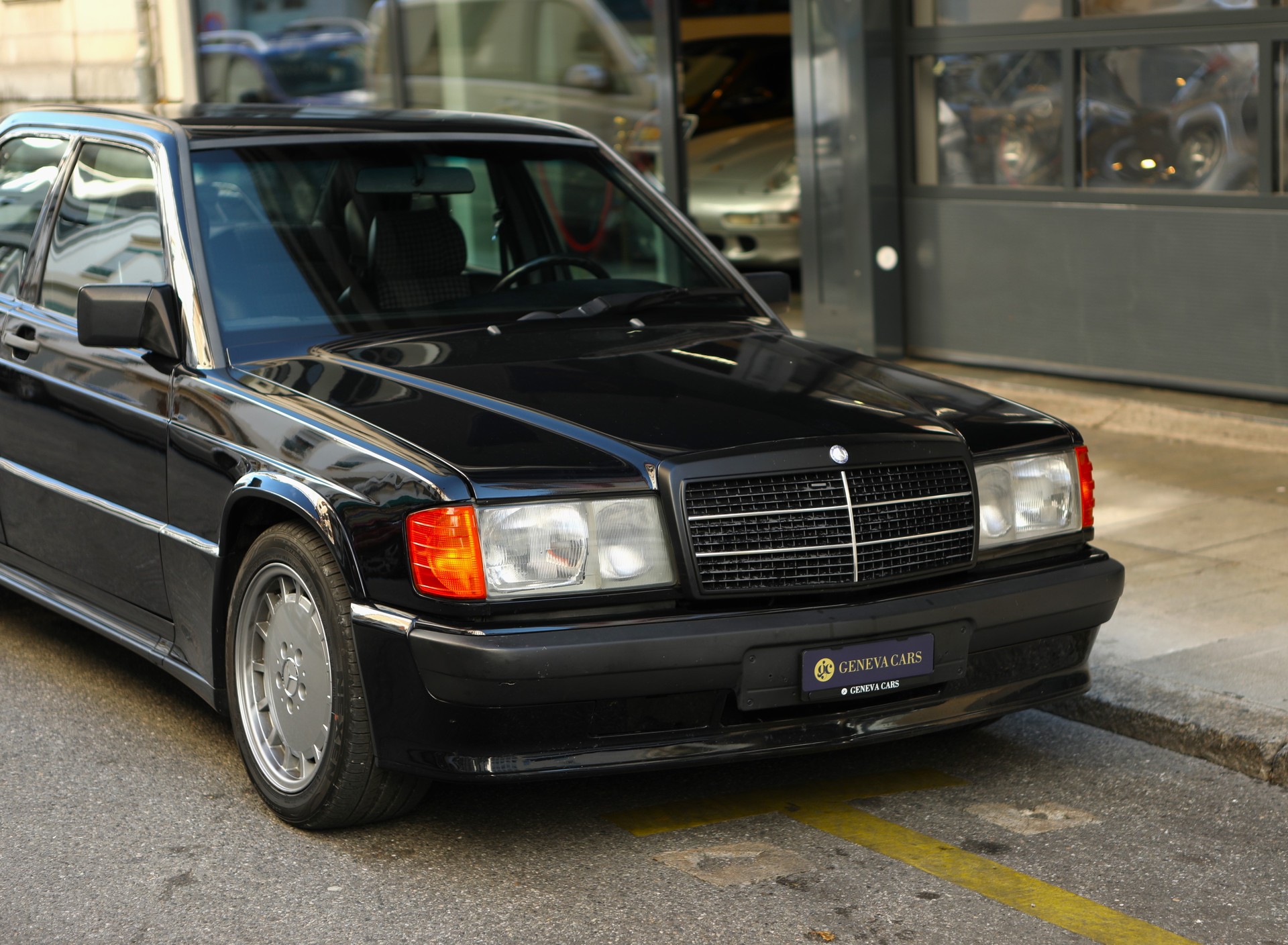 MERCEDES-BENZ 190E 2.3 - 16-image-3