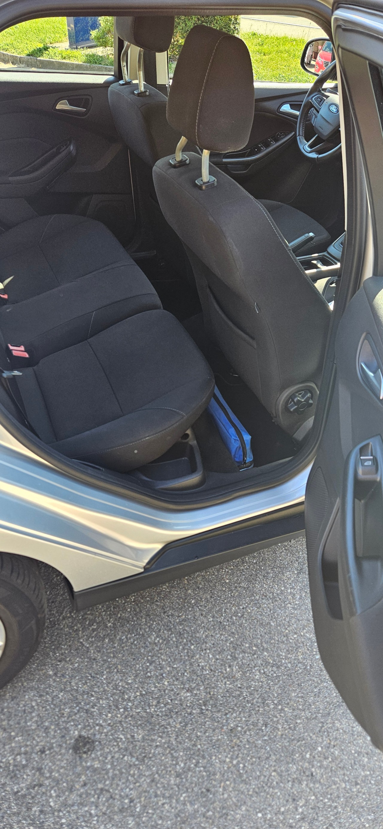FORD Focus 1.0 SCTi Trend-image-13