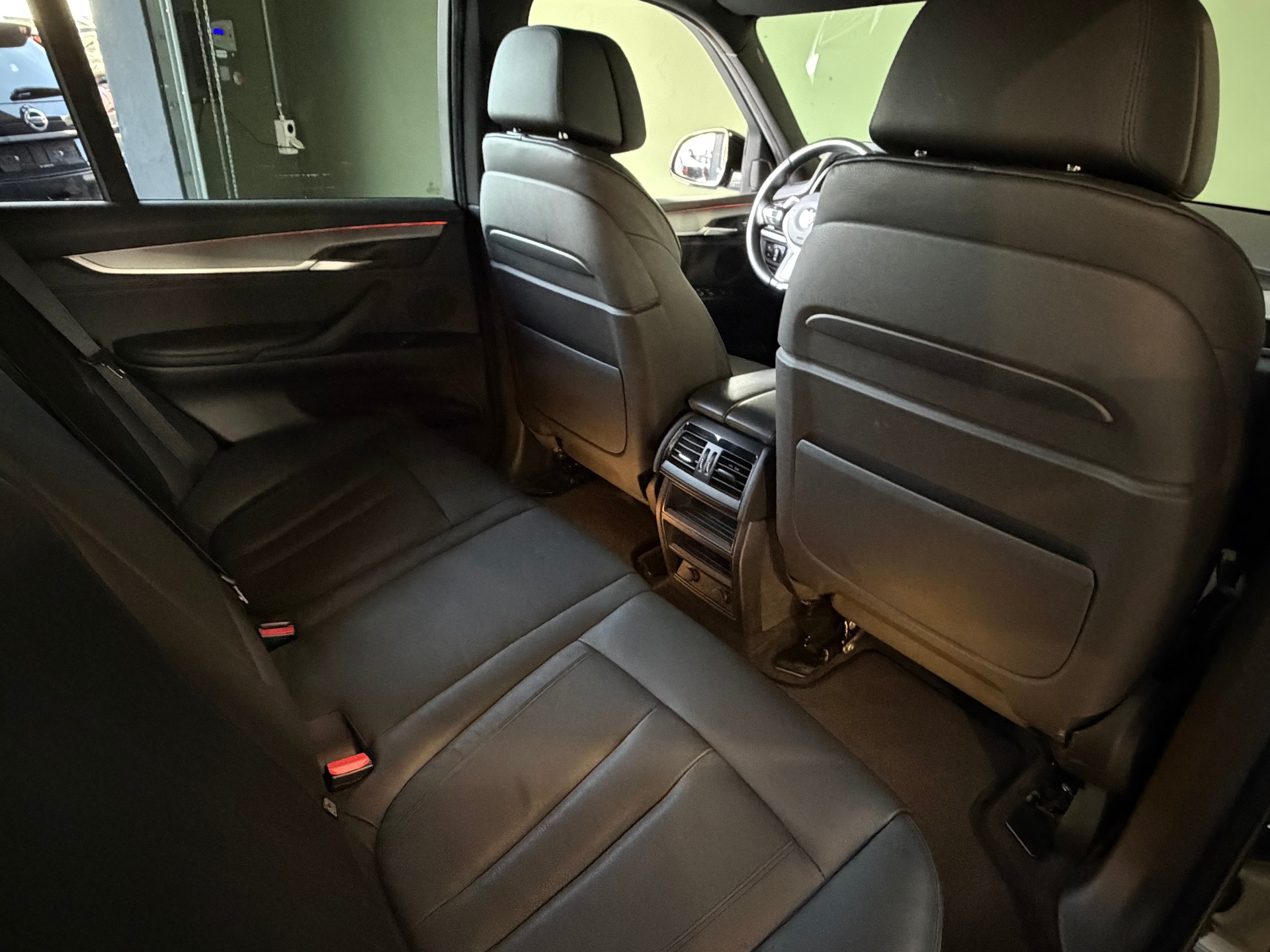 BMW X5 xDrive 40d Steptronic *** M-Sport ***-image-12