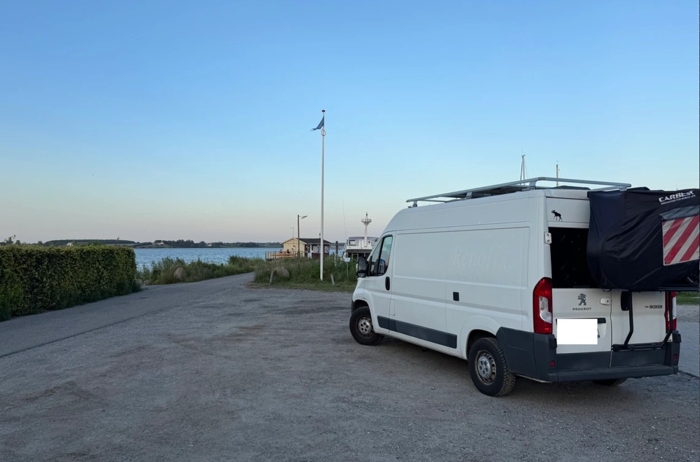 PEUGEOT 2.0 HDI 333 Allure L2H2 Camper-image-1