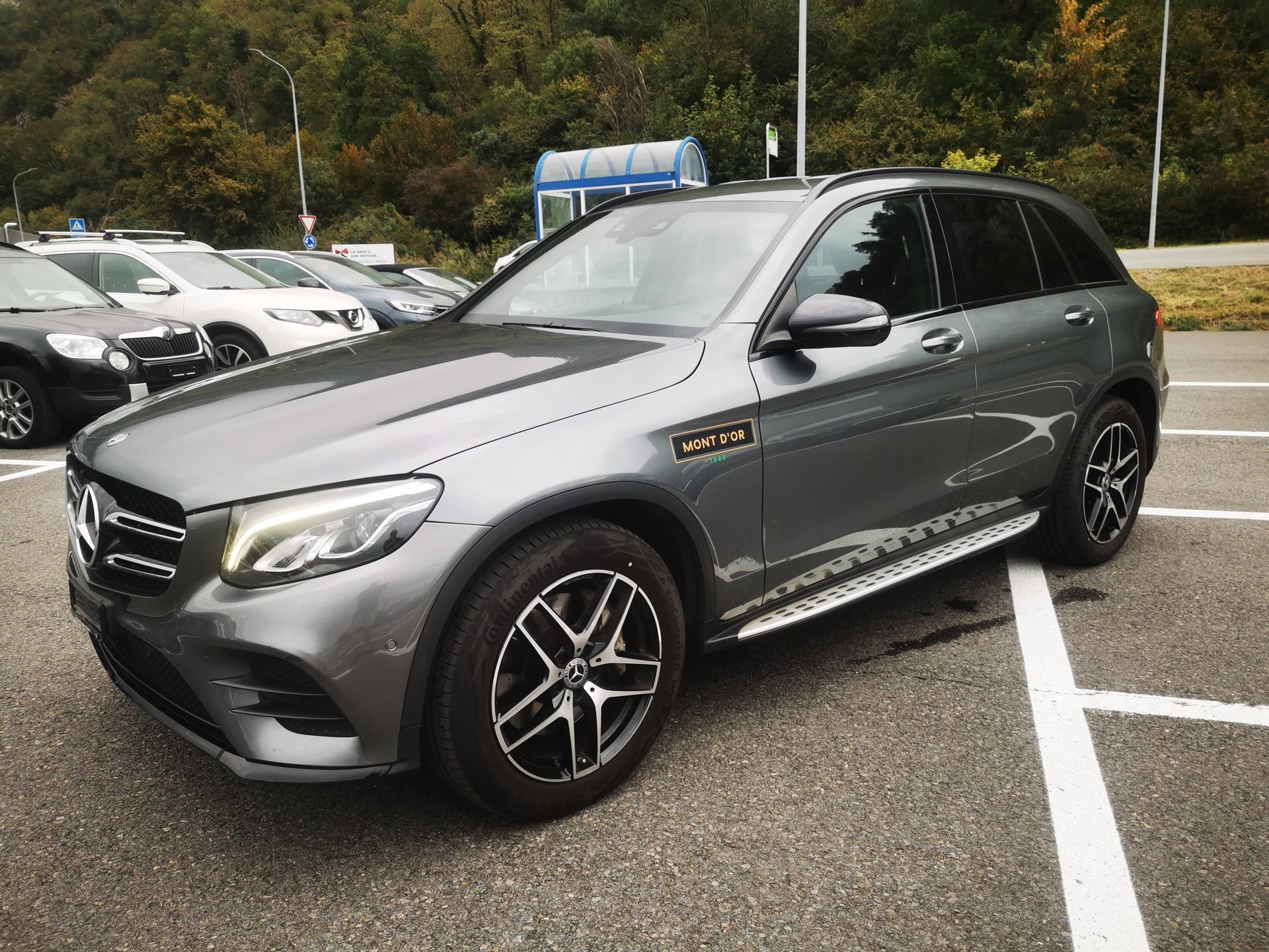 MERCEDES-BENZ GLC 250 AMG Line 4Matic 9G-Tronic-image-1