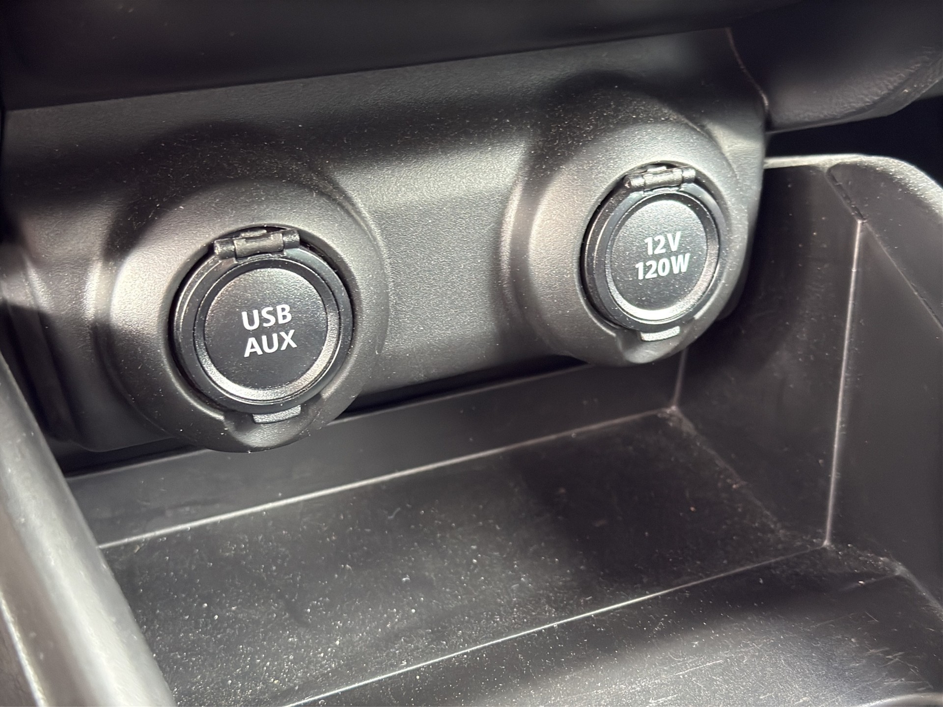 SUZUKI Swift 1.2 Compact + 4x4 Hybrid-image-21