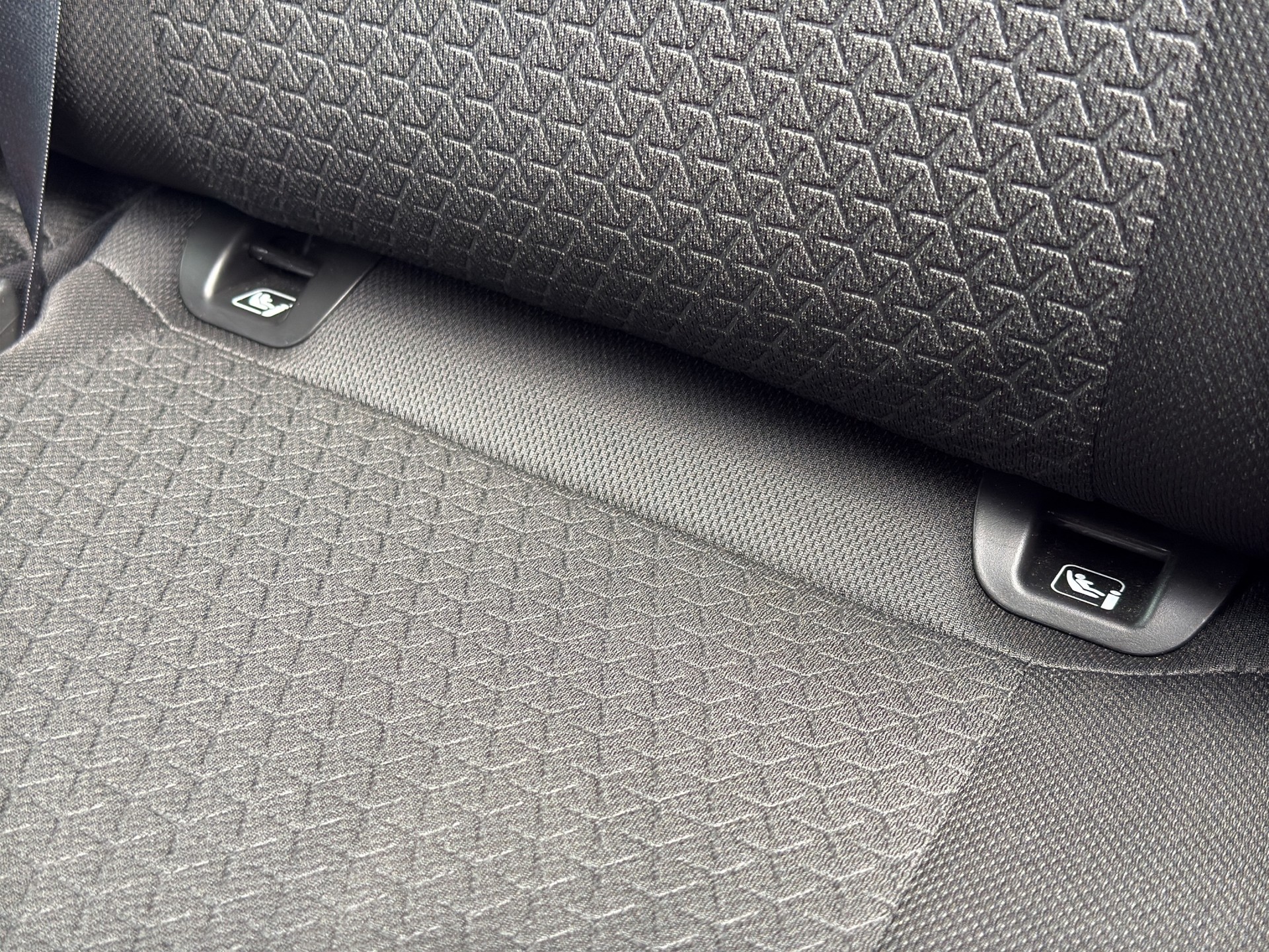 SUZUKI Swift 1.2 Compact + 4x4 Hybrid-image-15