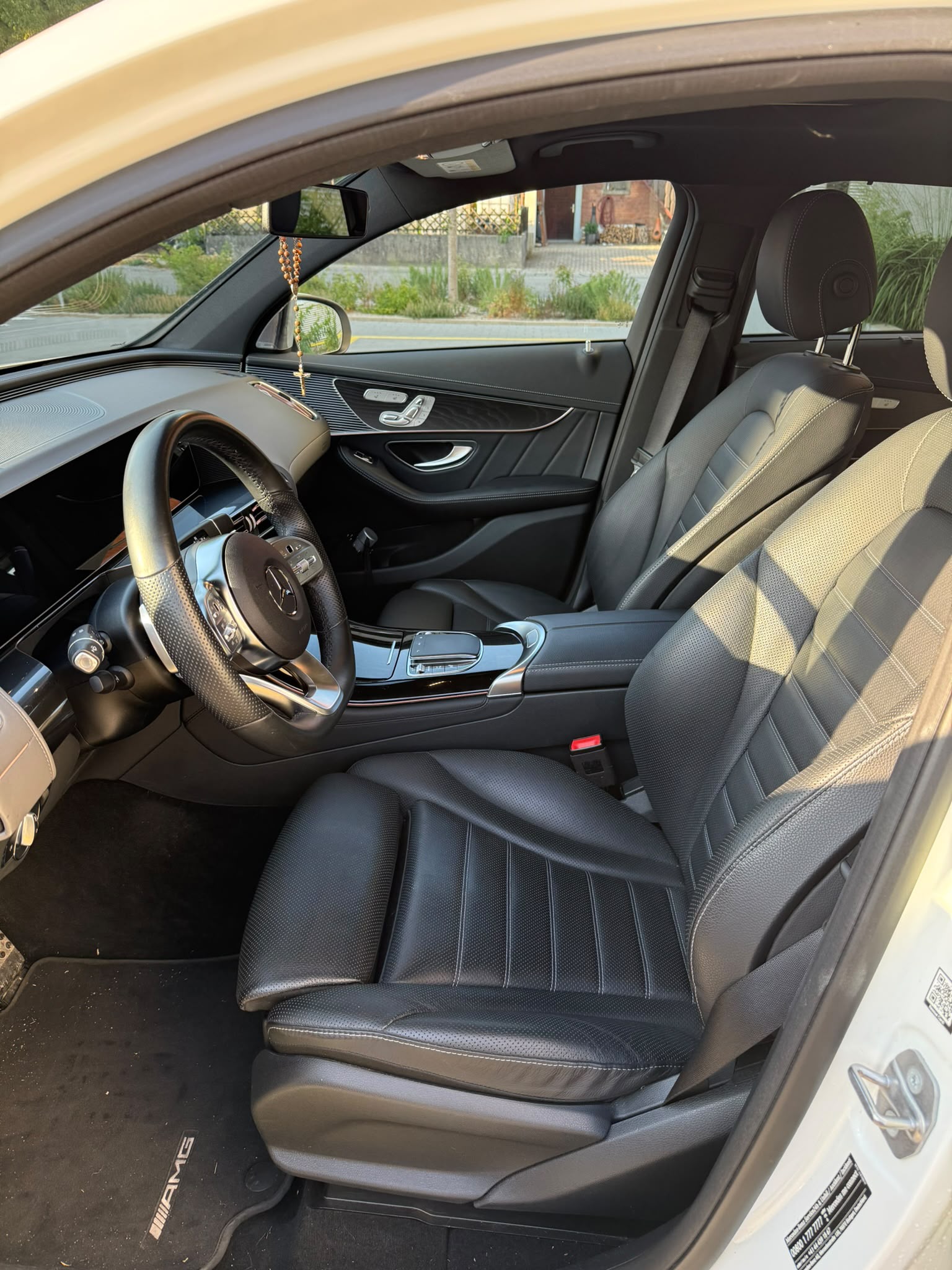 MERCEDES-BENZ EQC 400 AMG Line 4matic-image-5