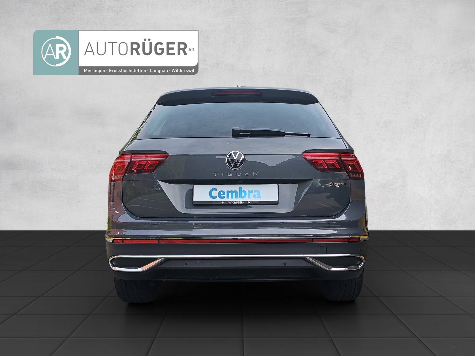 VW Tiguan 2.0TSI Elegance 4Motion DSG-image-4