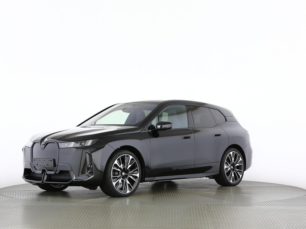 BMW iX xDrive60-image-2
