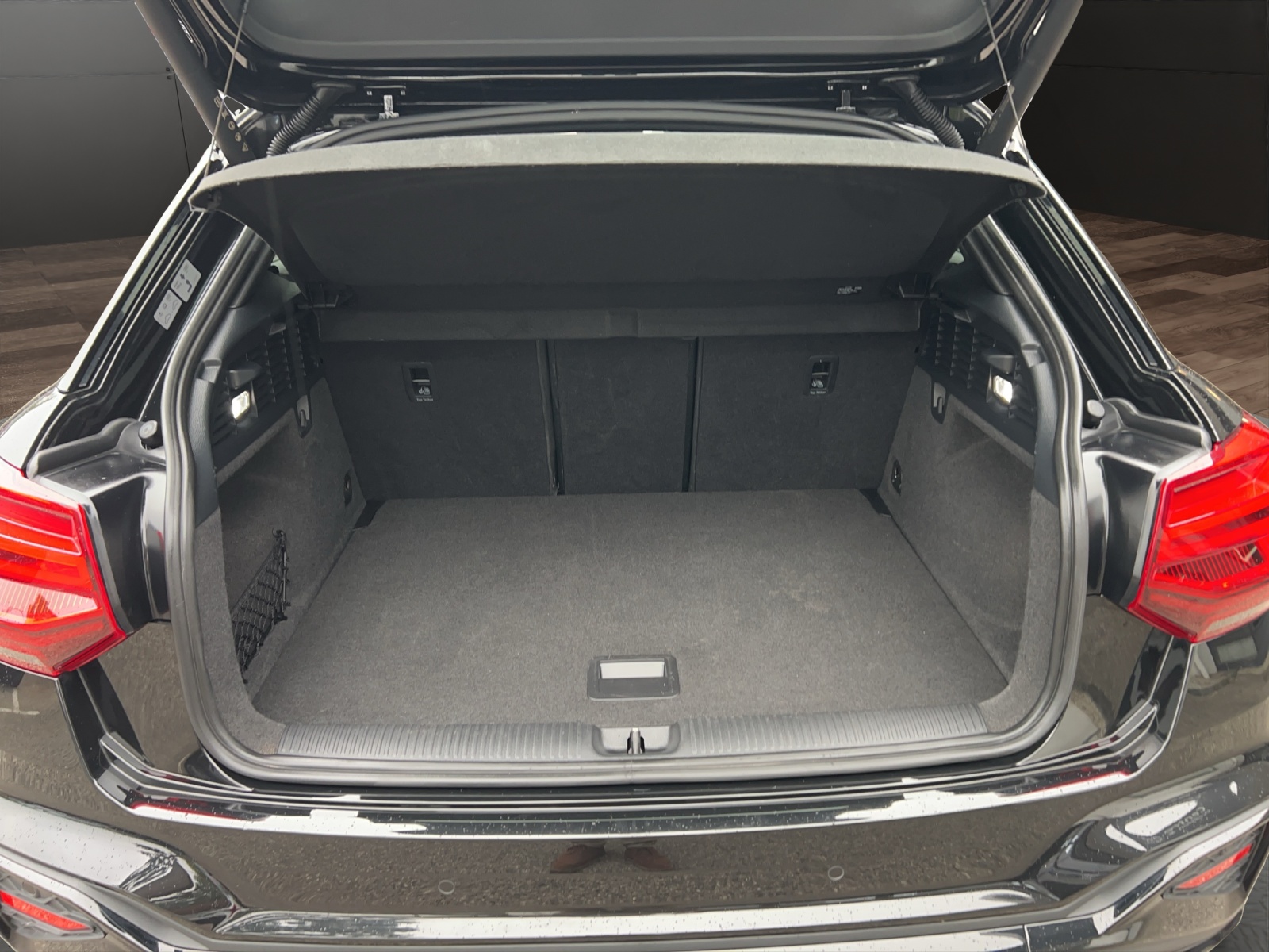 AUDI Q2 40 TFSI S line Attraction quattro S-tronic-image-17