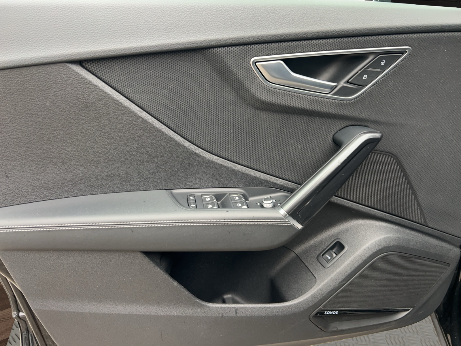 AUDI Q2 40 TFSI S line Attraction quattro S-tronic-image-18