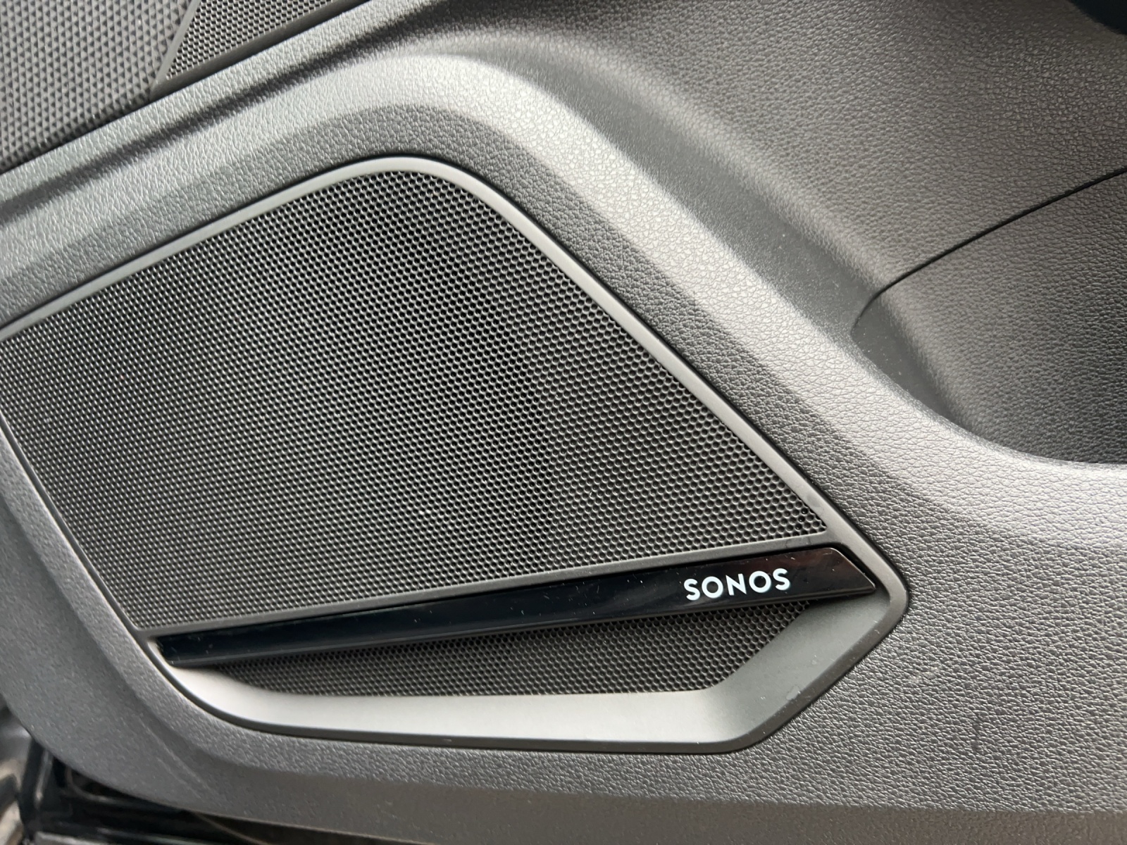 AUDI Q2 40 TFSI S line Attraction quattro S-tronic-image-22