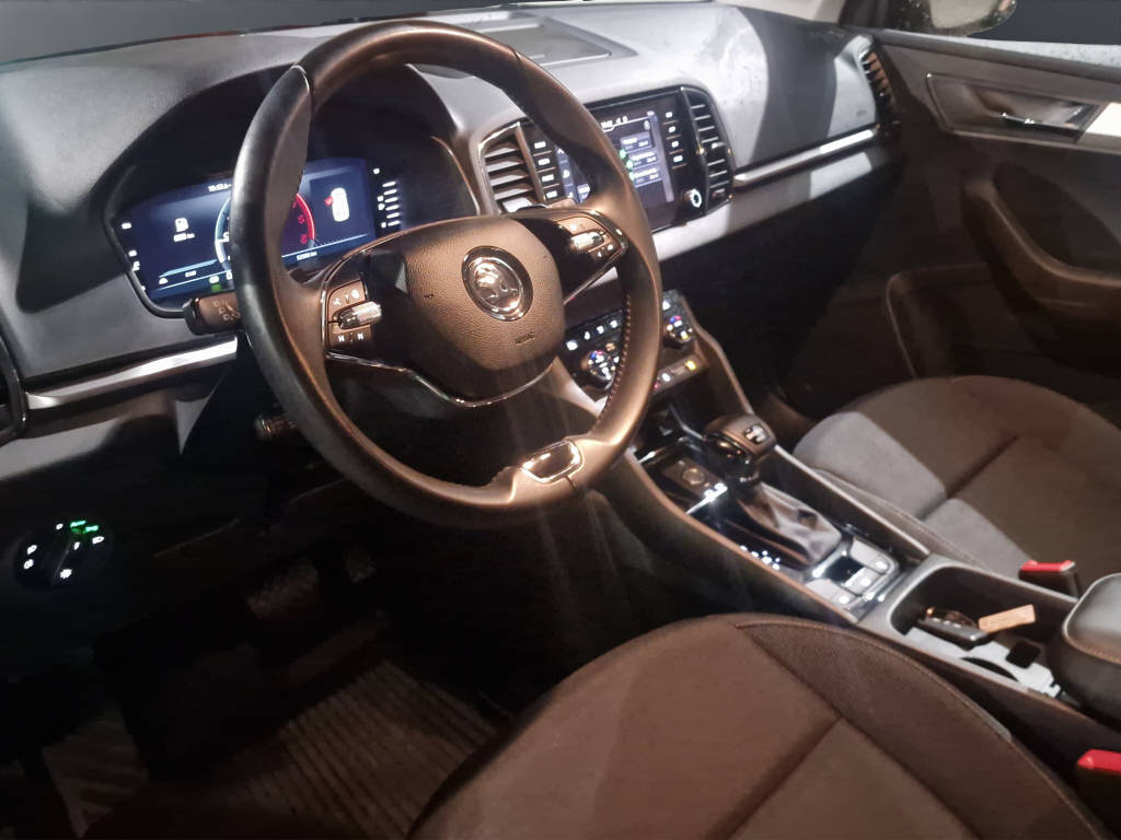 SKODA Karoq 2.0 TDI Ambition 4x4 DSG-image-8