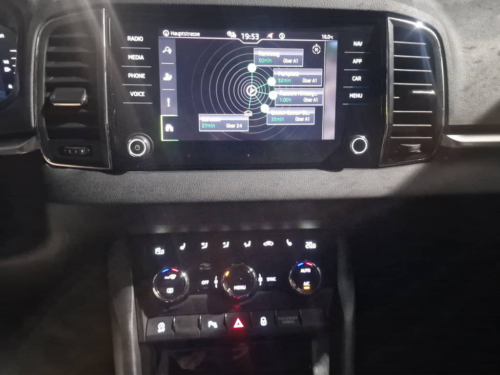 SKODA Karoq 2.0 TDI Ambition 4x4 DSG-image-11