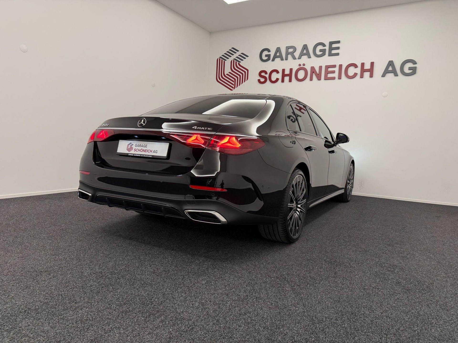 MERCEDES-BENZ E 450 d AMG Line 4matic-image-4