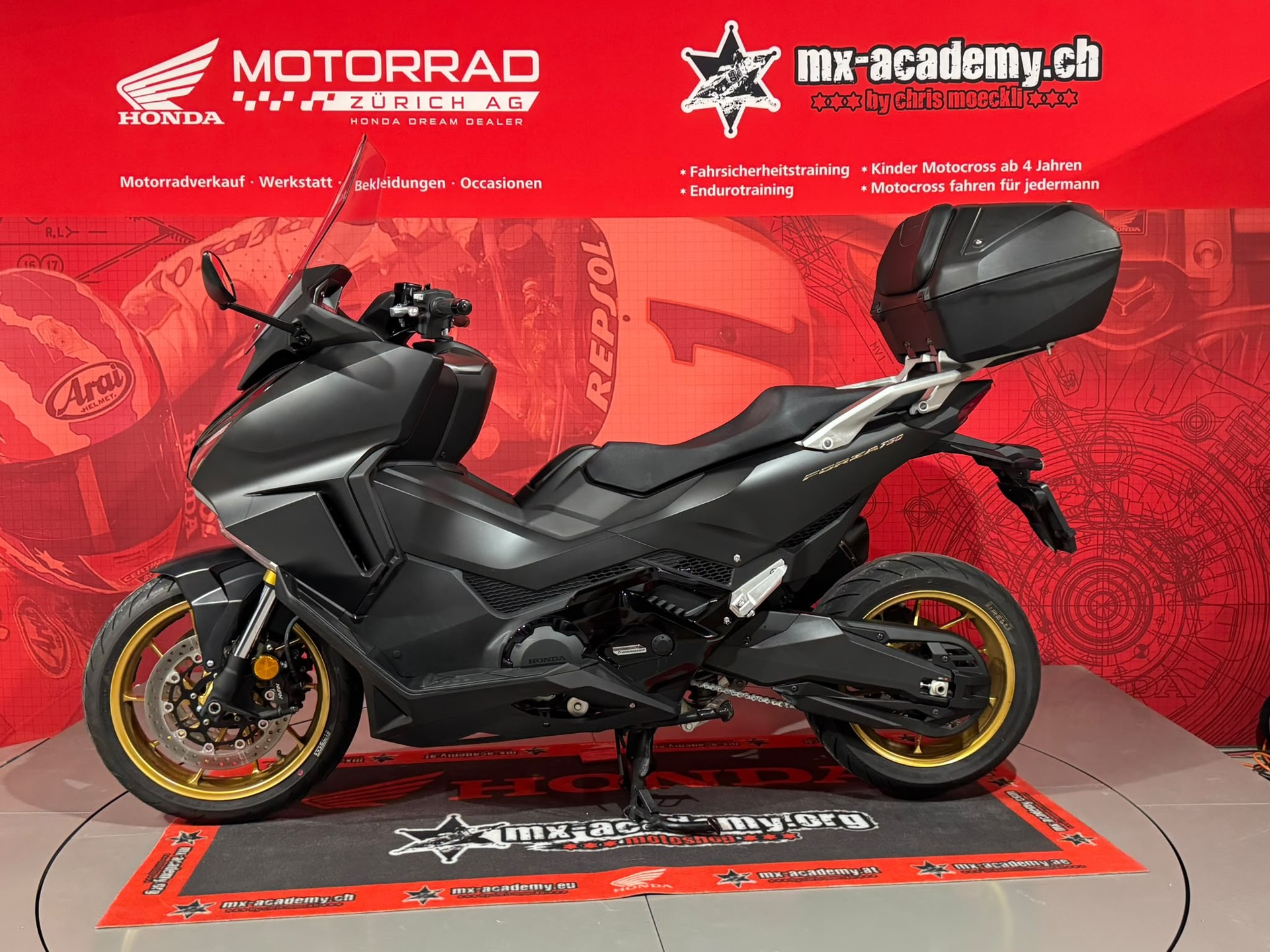 HONDA *NSS750** Topcase * Akrapovic* Nur 8800km*-showroom-element-1