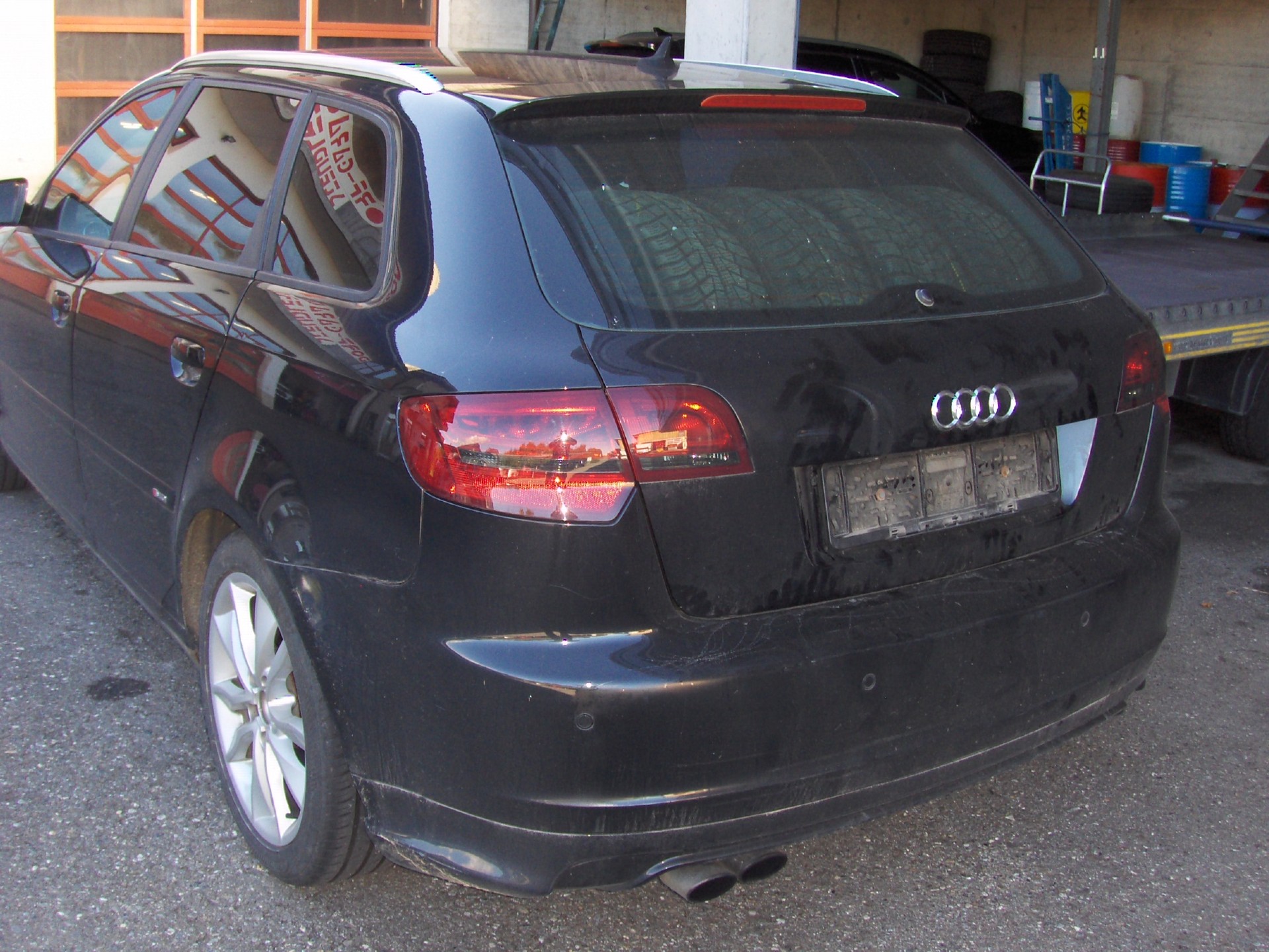 AUDI A3 Sportback 2.0 Turbo FSI Ambiente quattro-image-2