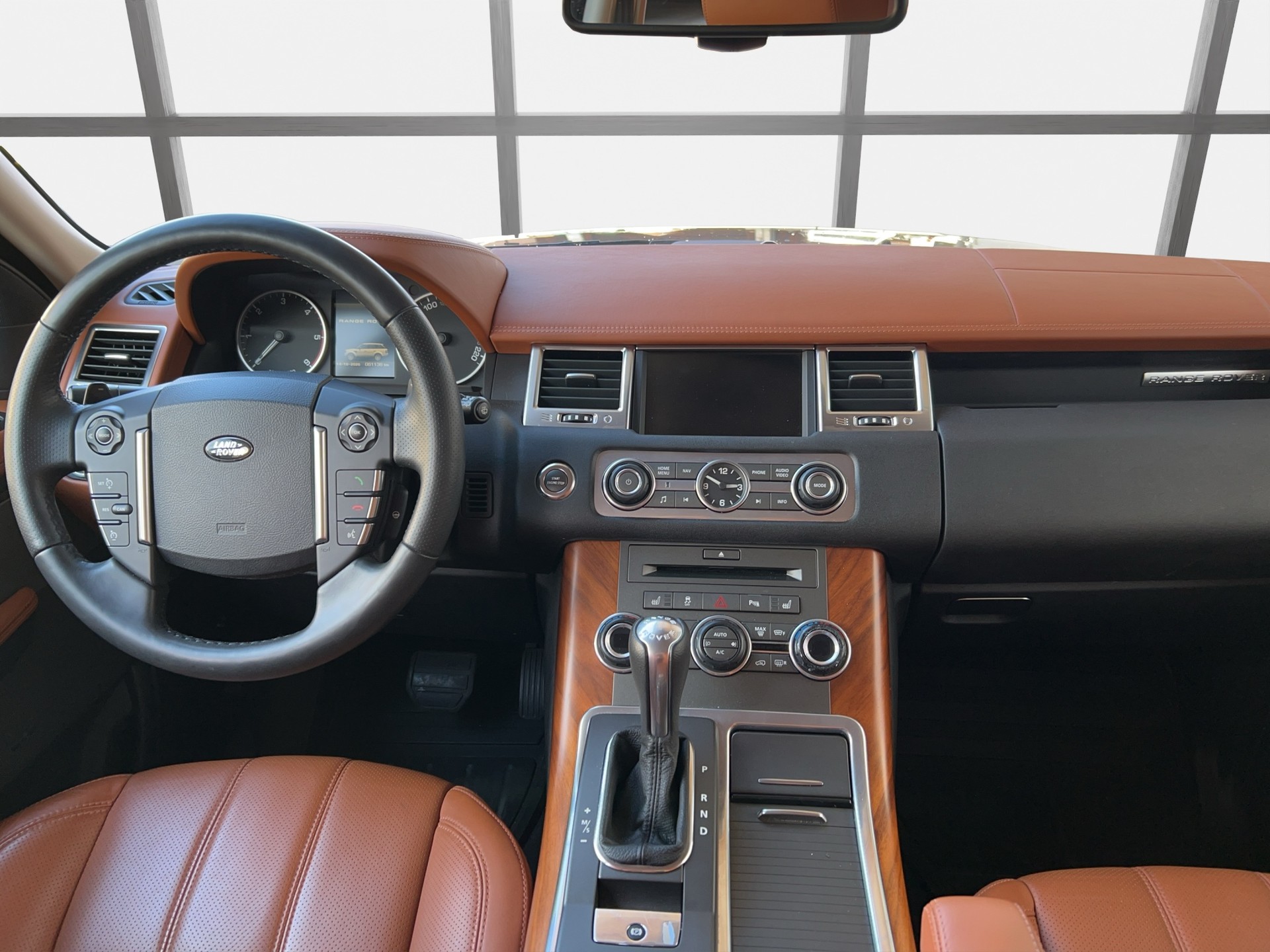 LAND ROVER Range Rover Sport 3.0 TDV6 HSE Automatic-image-9
