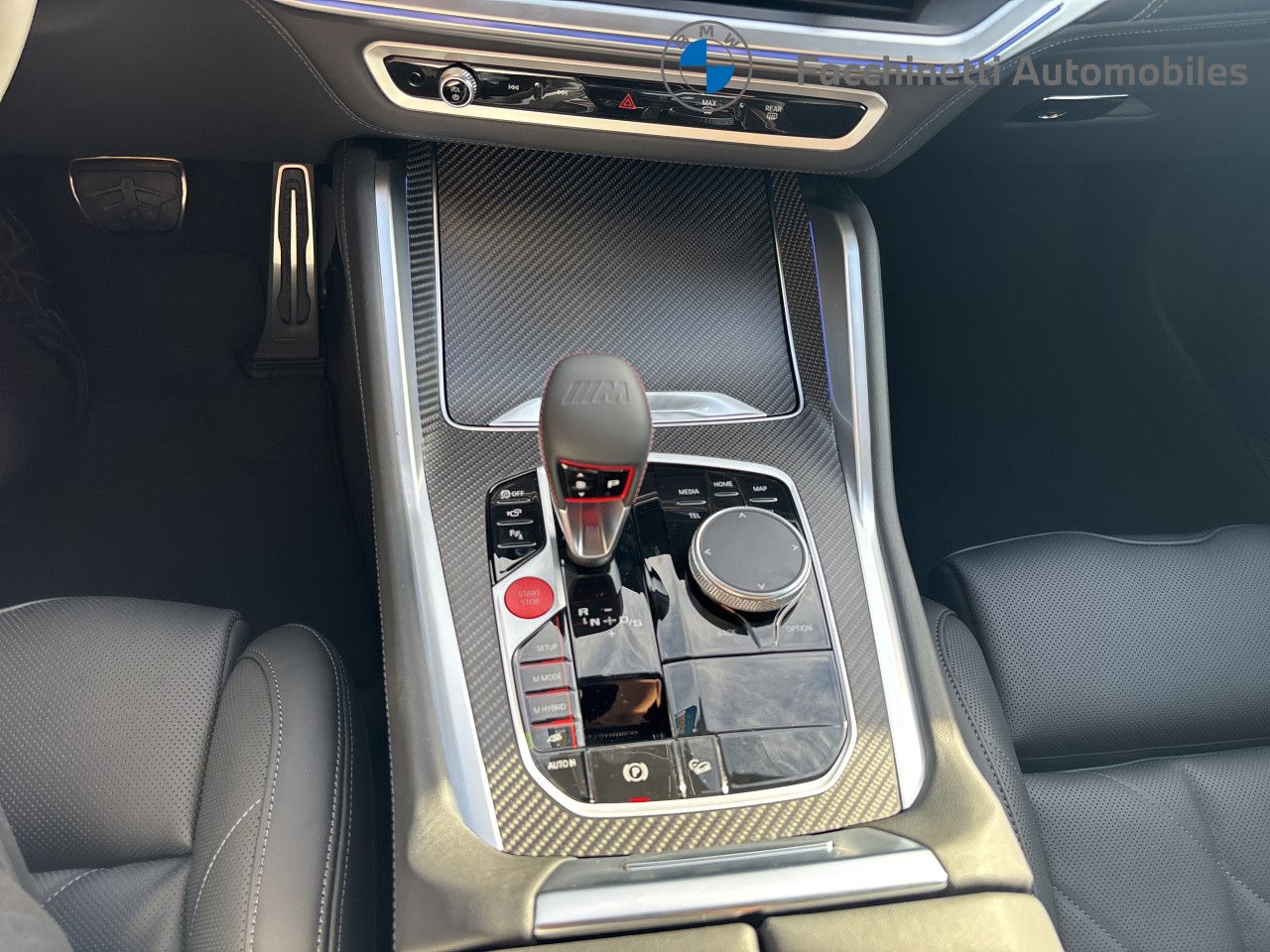 BMW XM xDrive 50e PHEV Steptronic-image-15