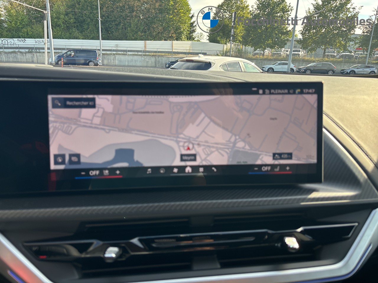 BMW XM xDrive 50e PHEV Steptronic-image-16