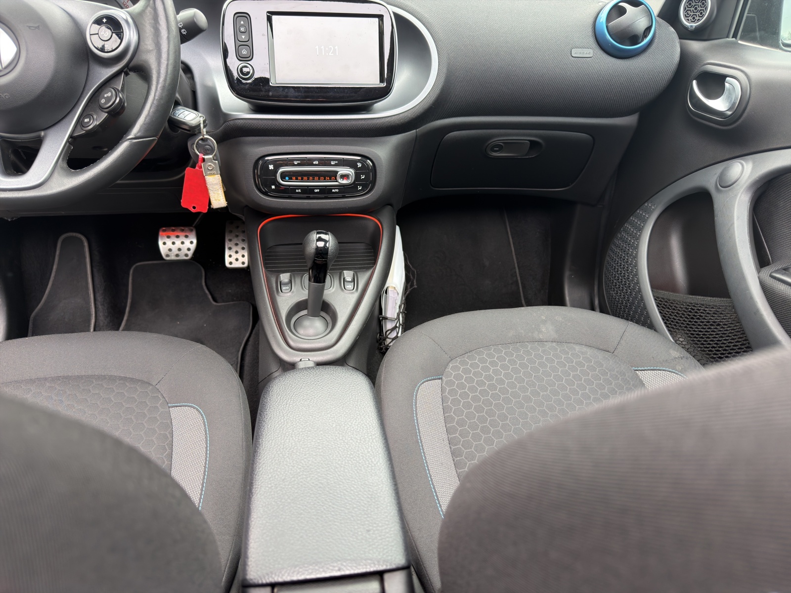 SMART forfour EQ-image-8