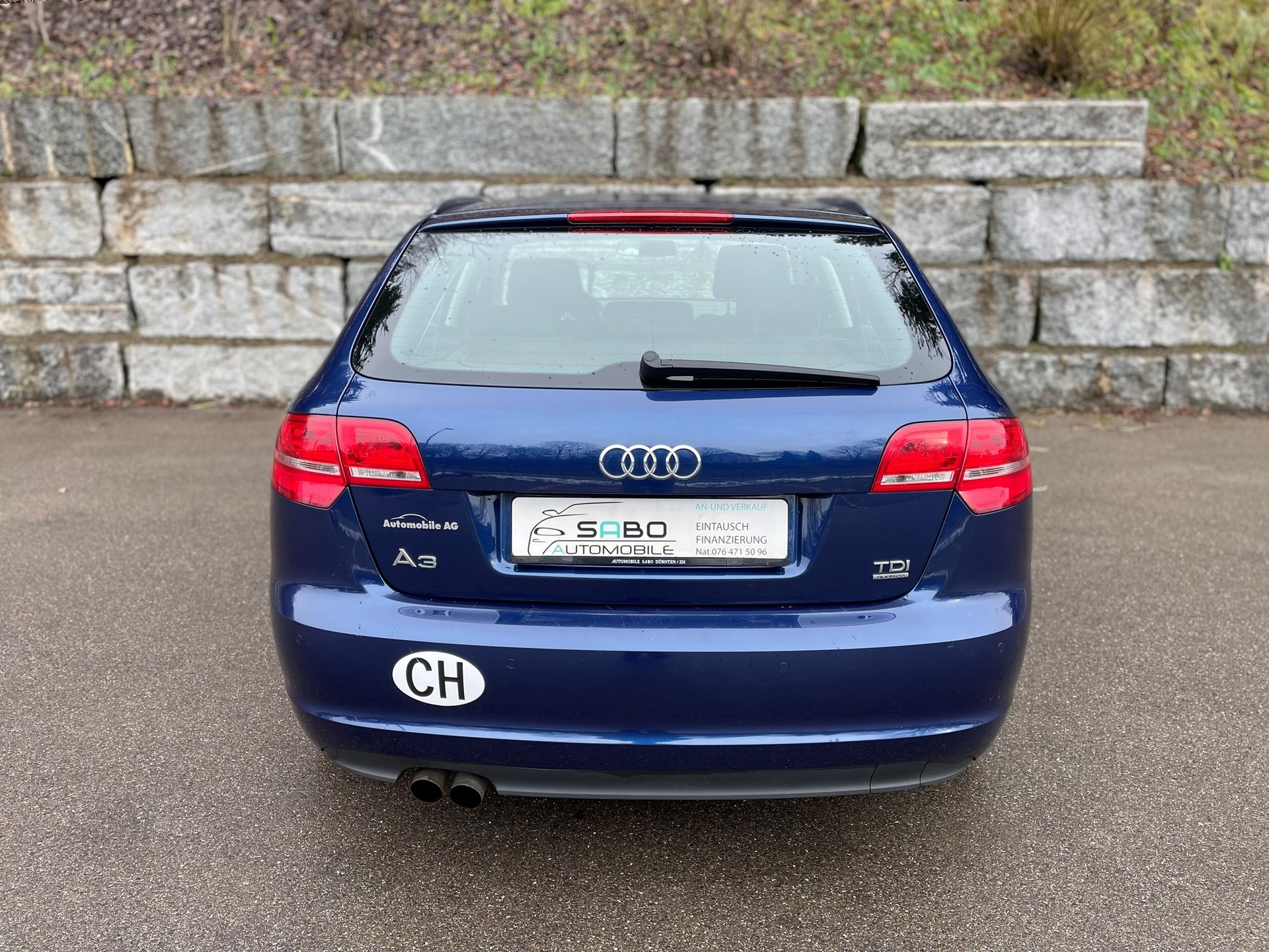AUDI A3 Sportback 2.0 TDI Ambiente quattro-image-9
