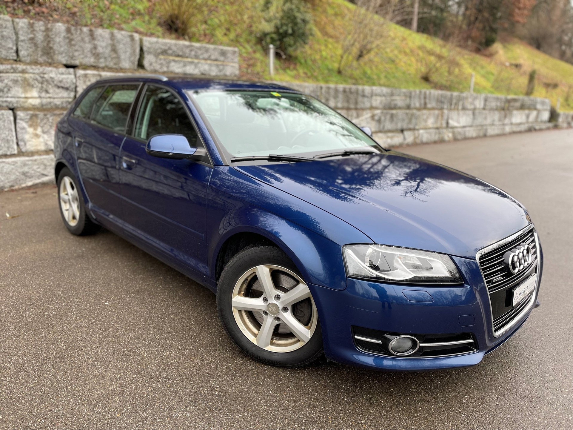 AUDI A3 Sportback 2.0 TDI Ambiente quattro-image-1