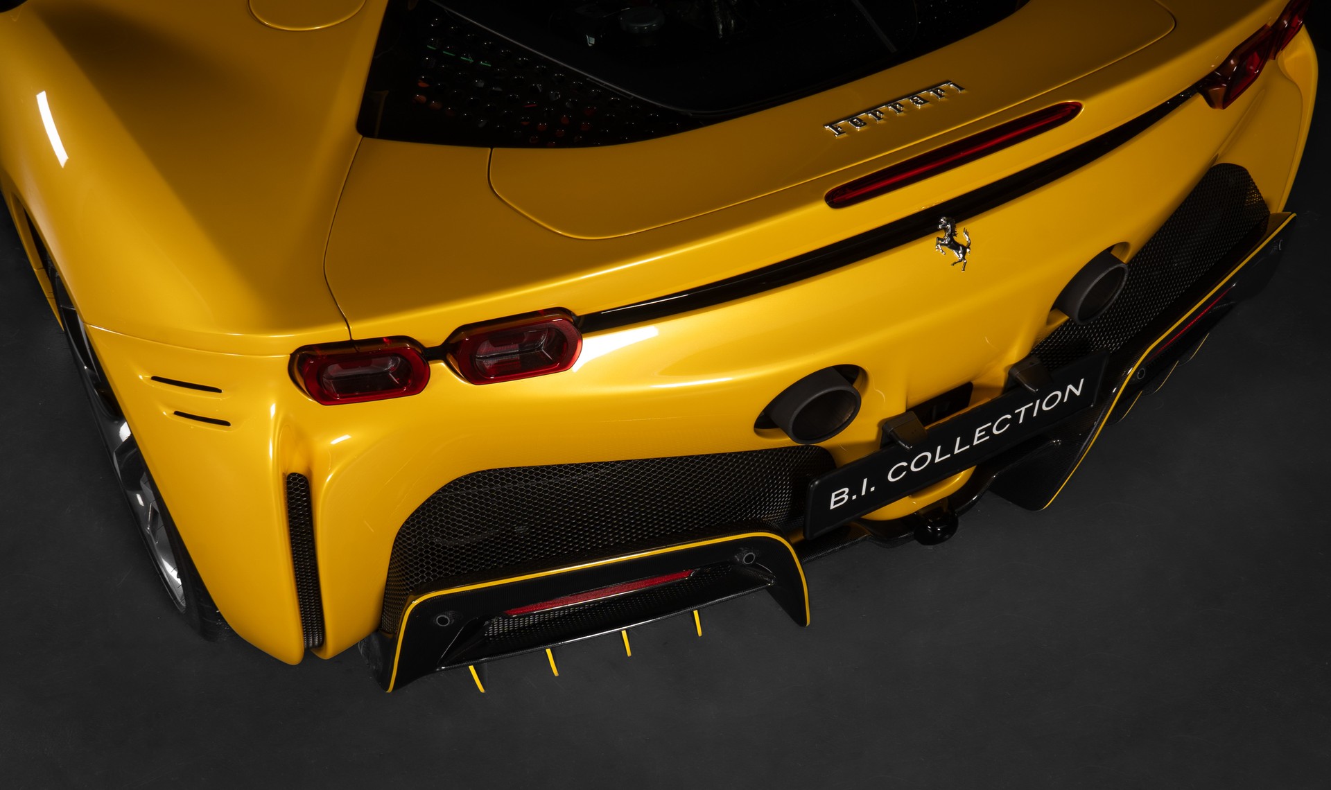 FERRARI SF90 Stradale-image-10
