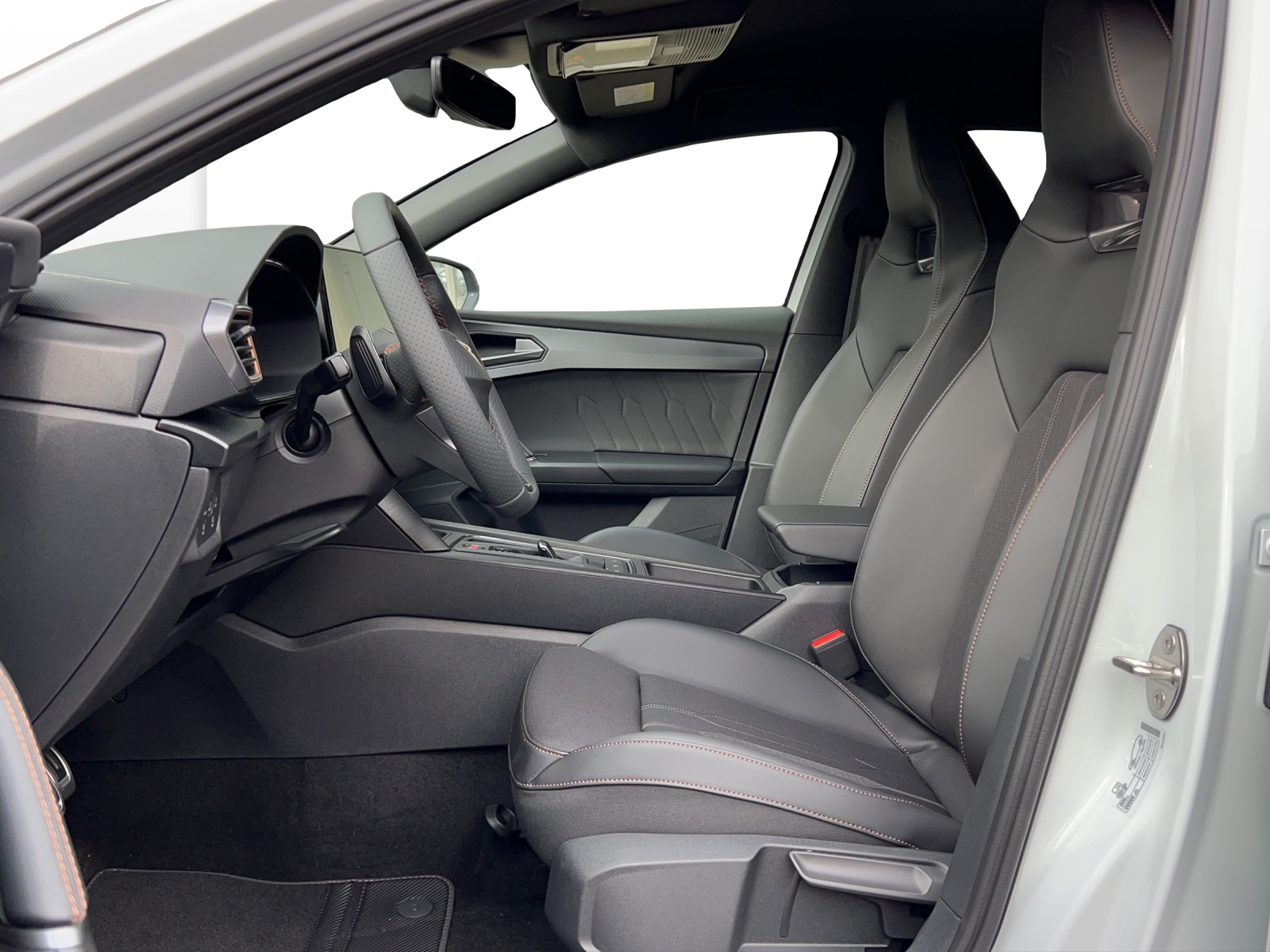 CUPRA Leon ST 1.4 eHybrid Inicio DSG-image-4