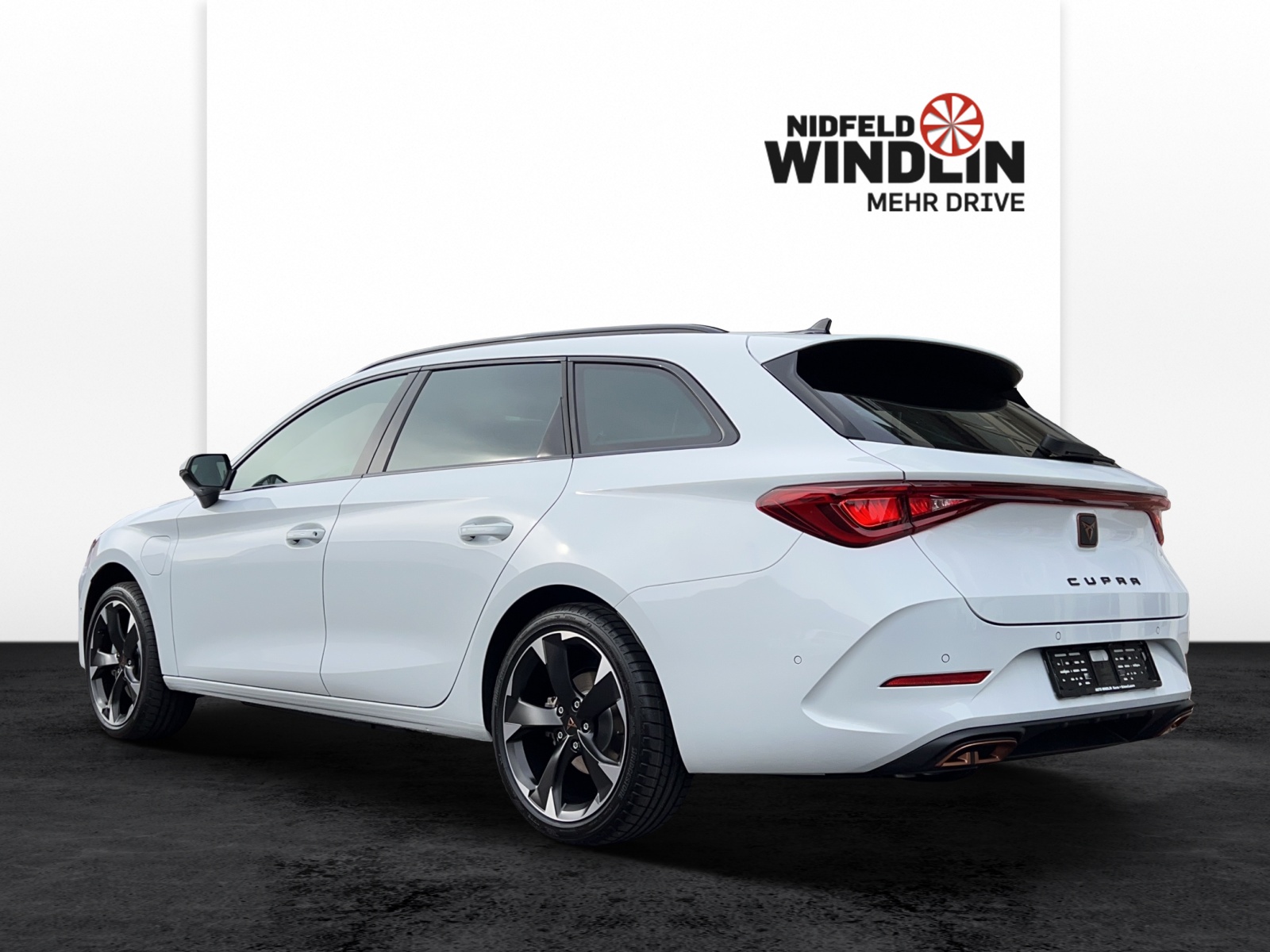 CUPRA Leon ST 1.4 eHybrid Inicio DSG-image-3