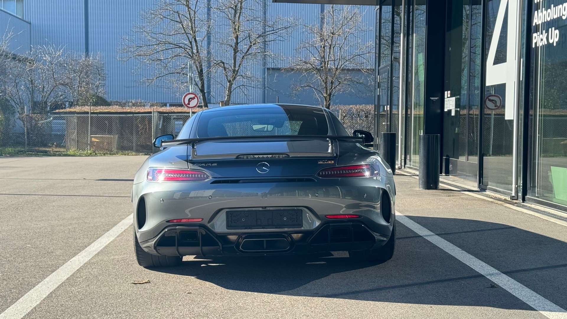 MERCEDES-BENZ AMG GT R Speedshift DCT-image-14