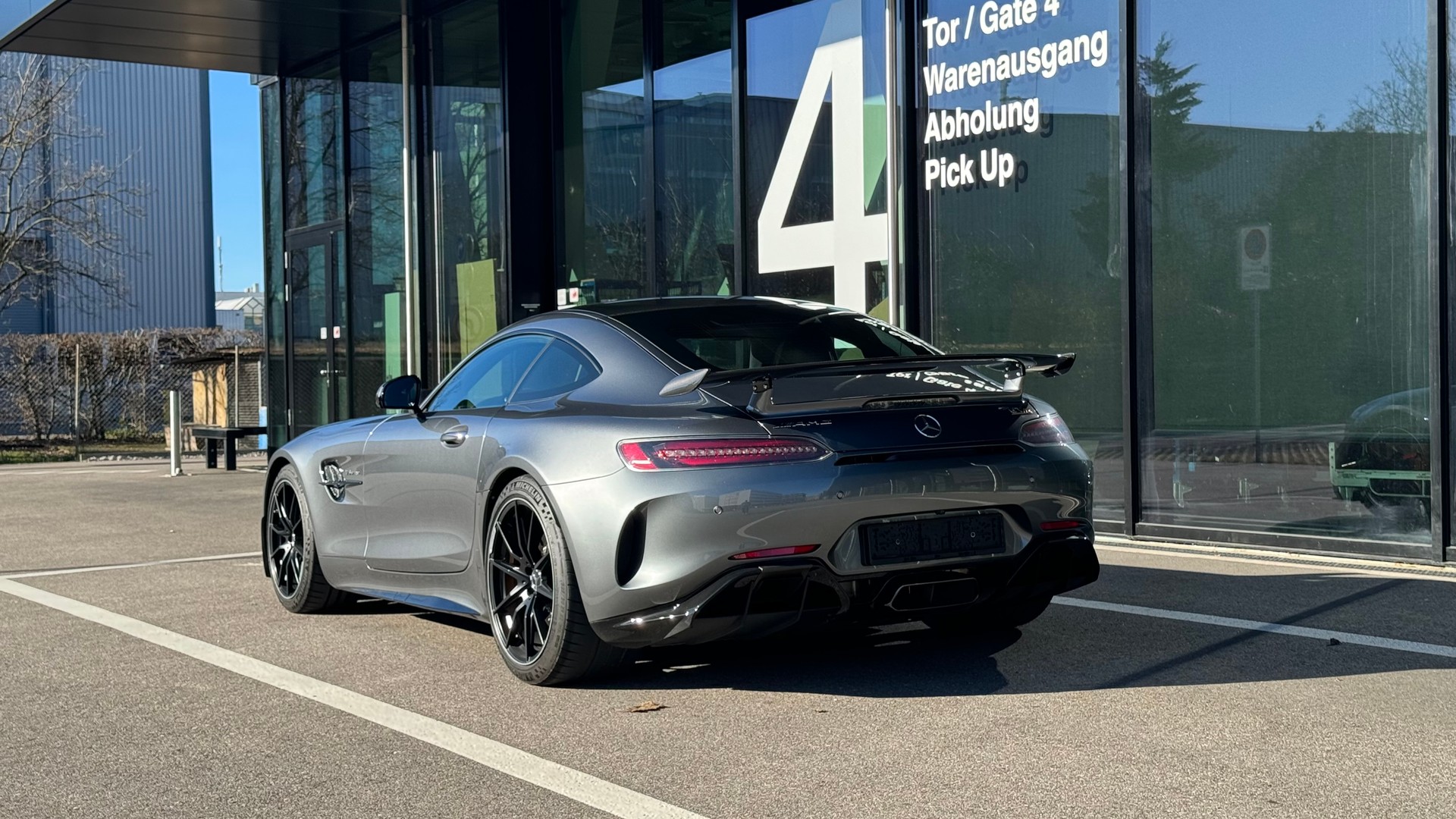 MERCEDES-BENZ AMG GT R Speedshift DCT-image-15