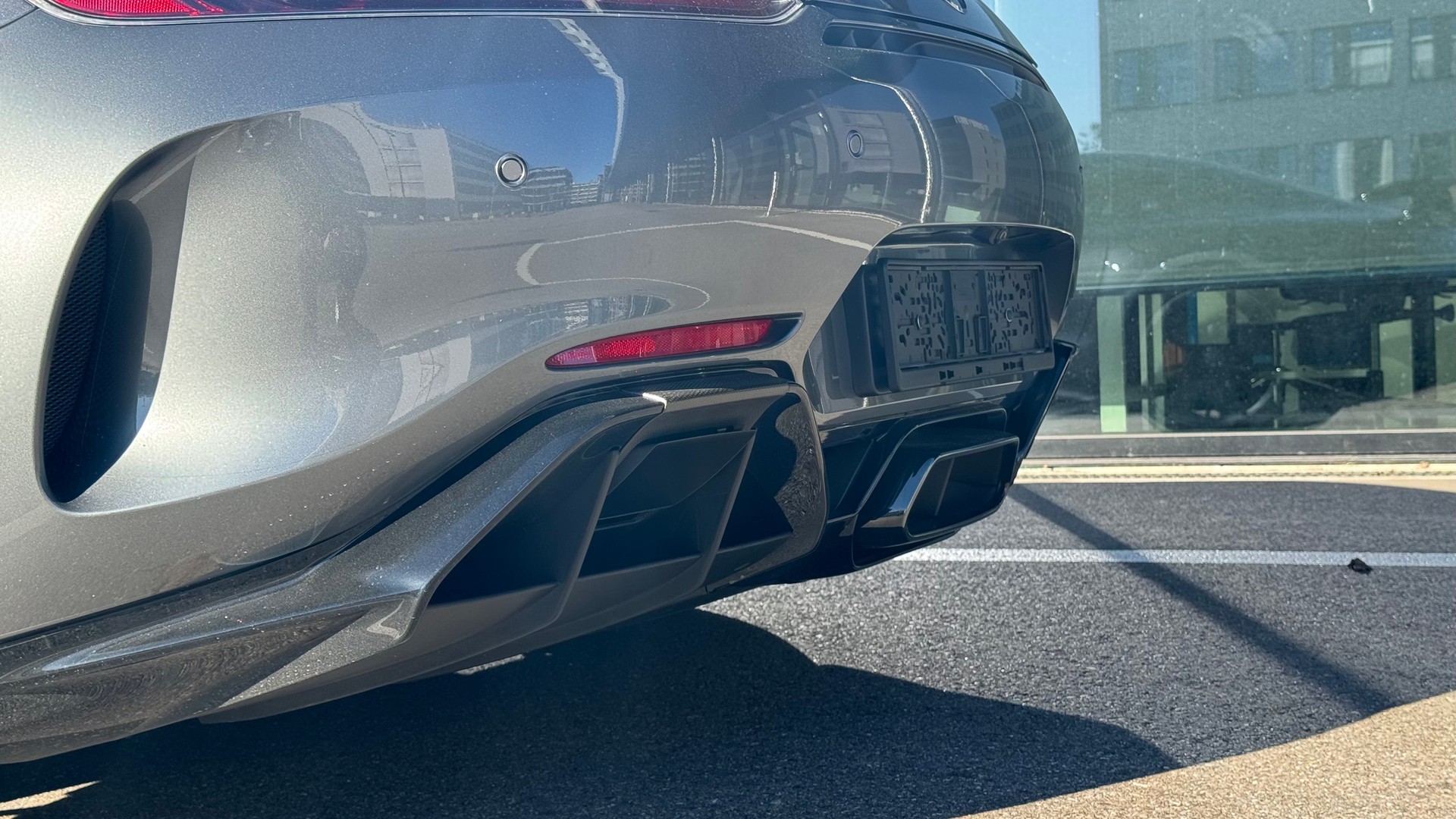MERCEDES-BENZ AMG GT R Speedshift DCT-image-11