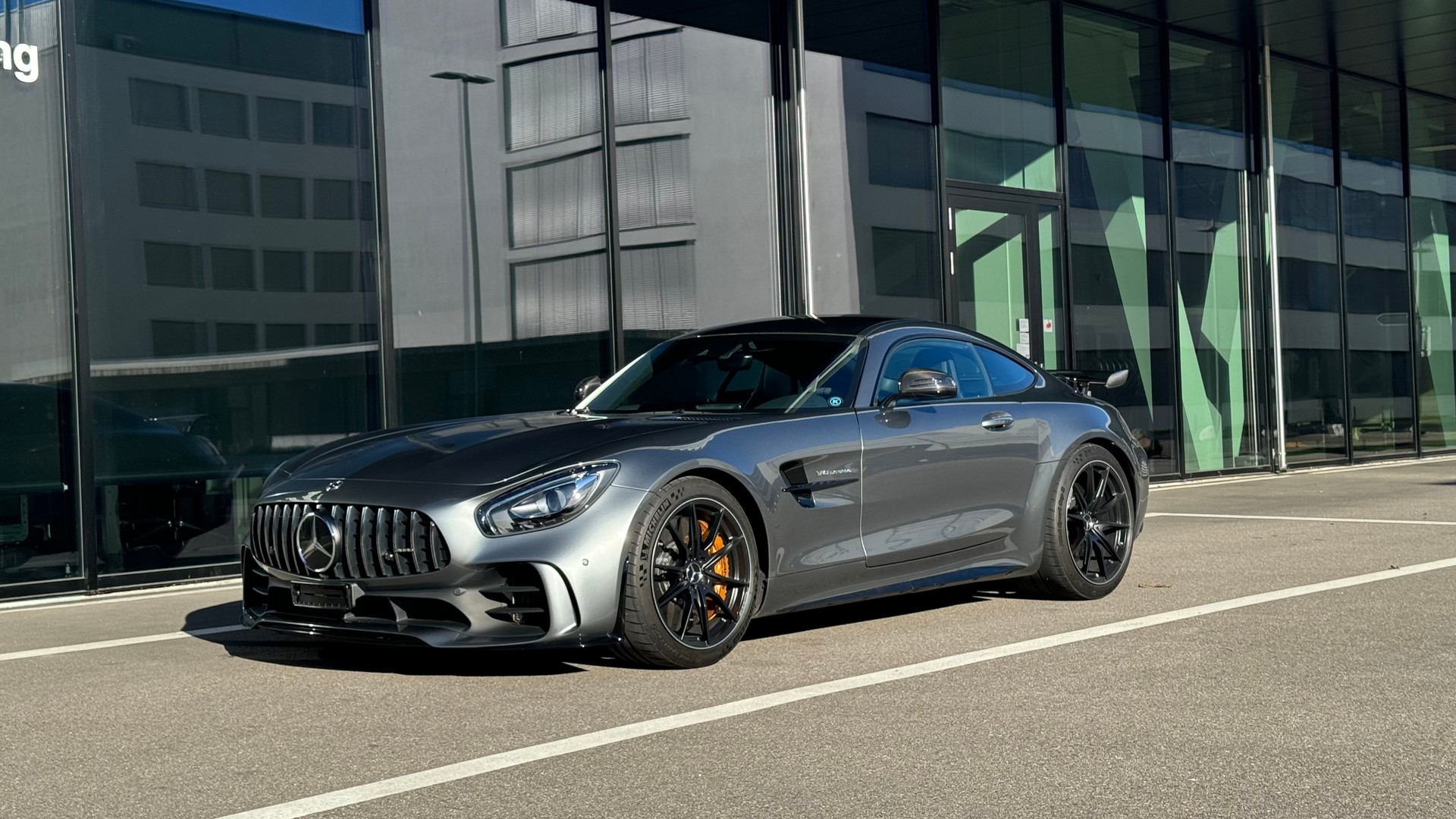 MERCEDES-BENZ AMG GT R Speedshift DCT-image-0