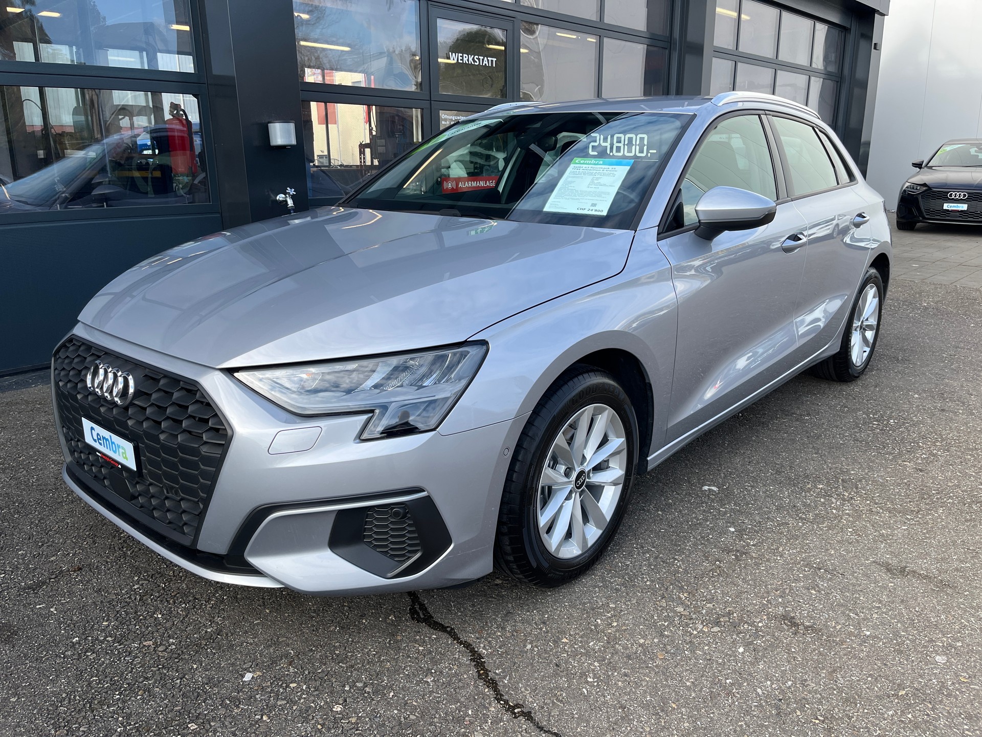 AUDI A3 Sportback 35 TFSI Attraction S-tronic-image-0
