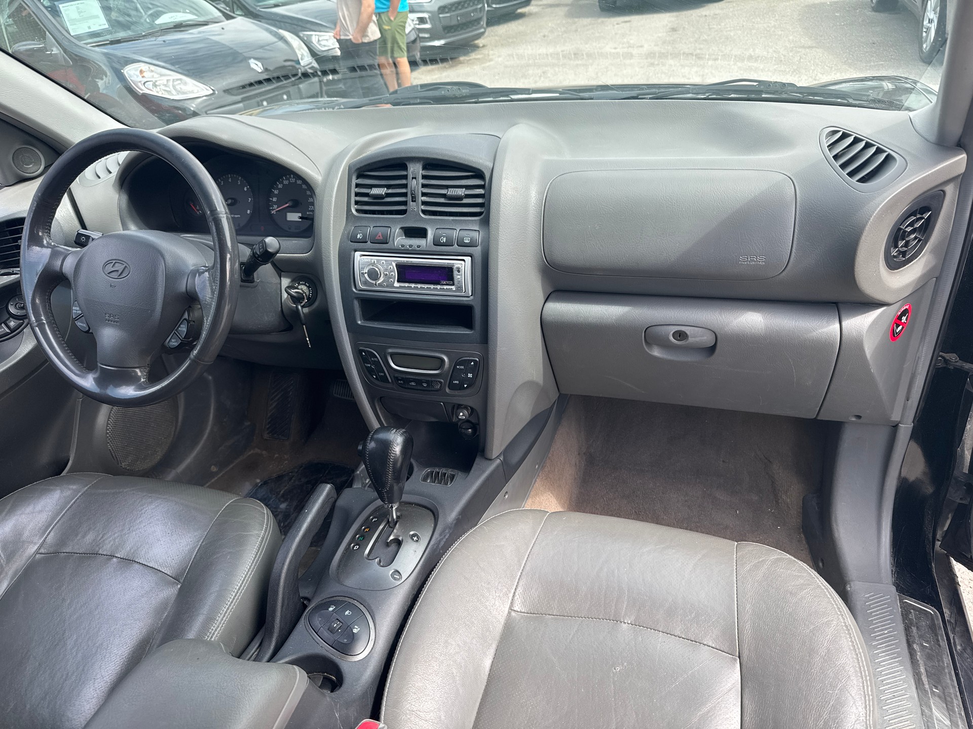 HYUNDAI Santa Fe 2.7 V6 GLS-image-10
