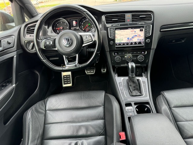VW Golf Variant 2.0 TDI GTD DSG-image-5